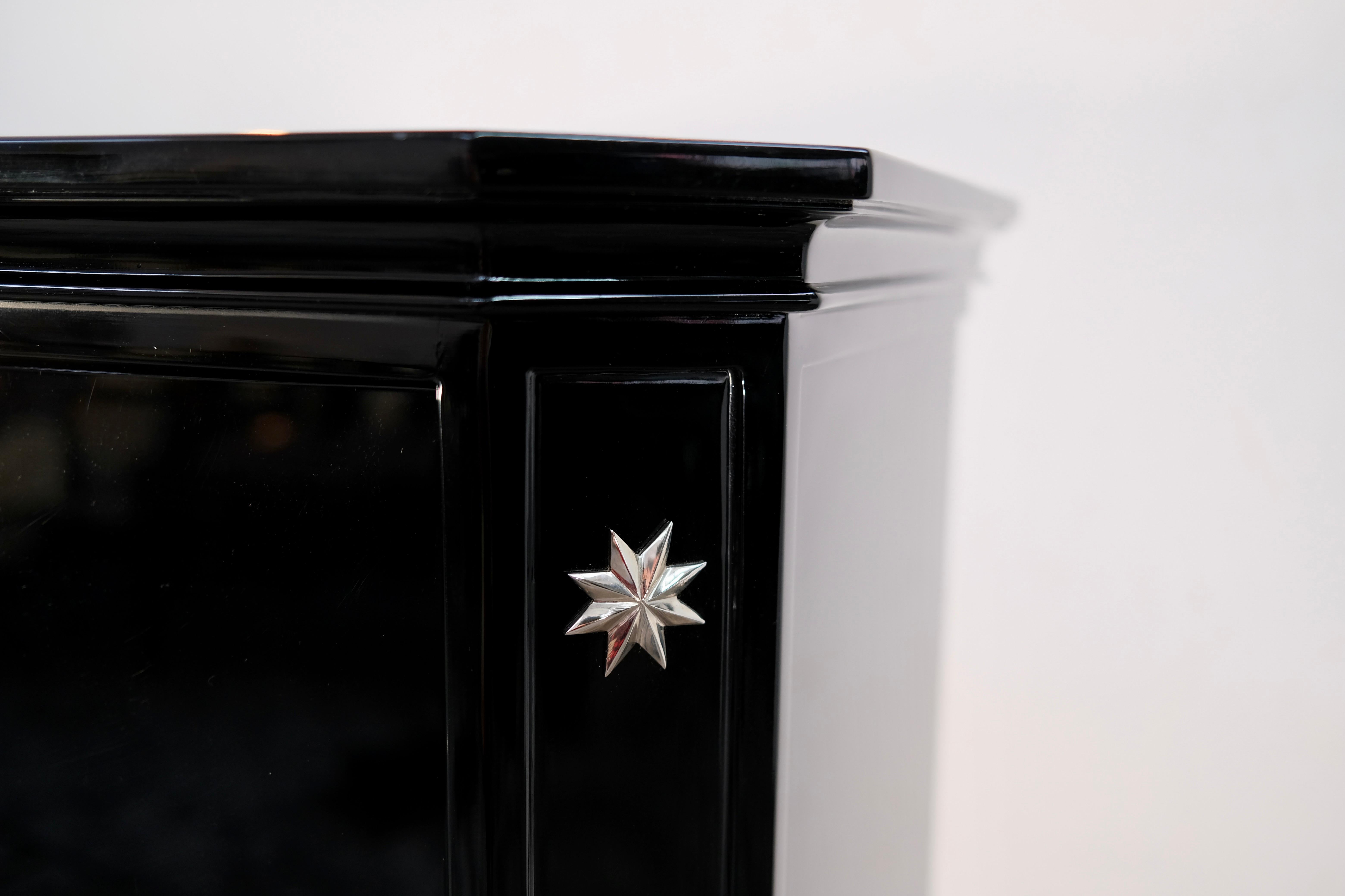 Art Deco Secretary Cabinet in Black Lacquer with Mirrored Interior, France 1930s For Sale 3