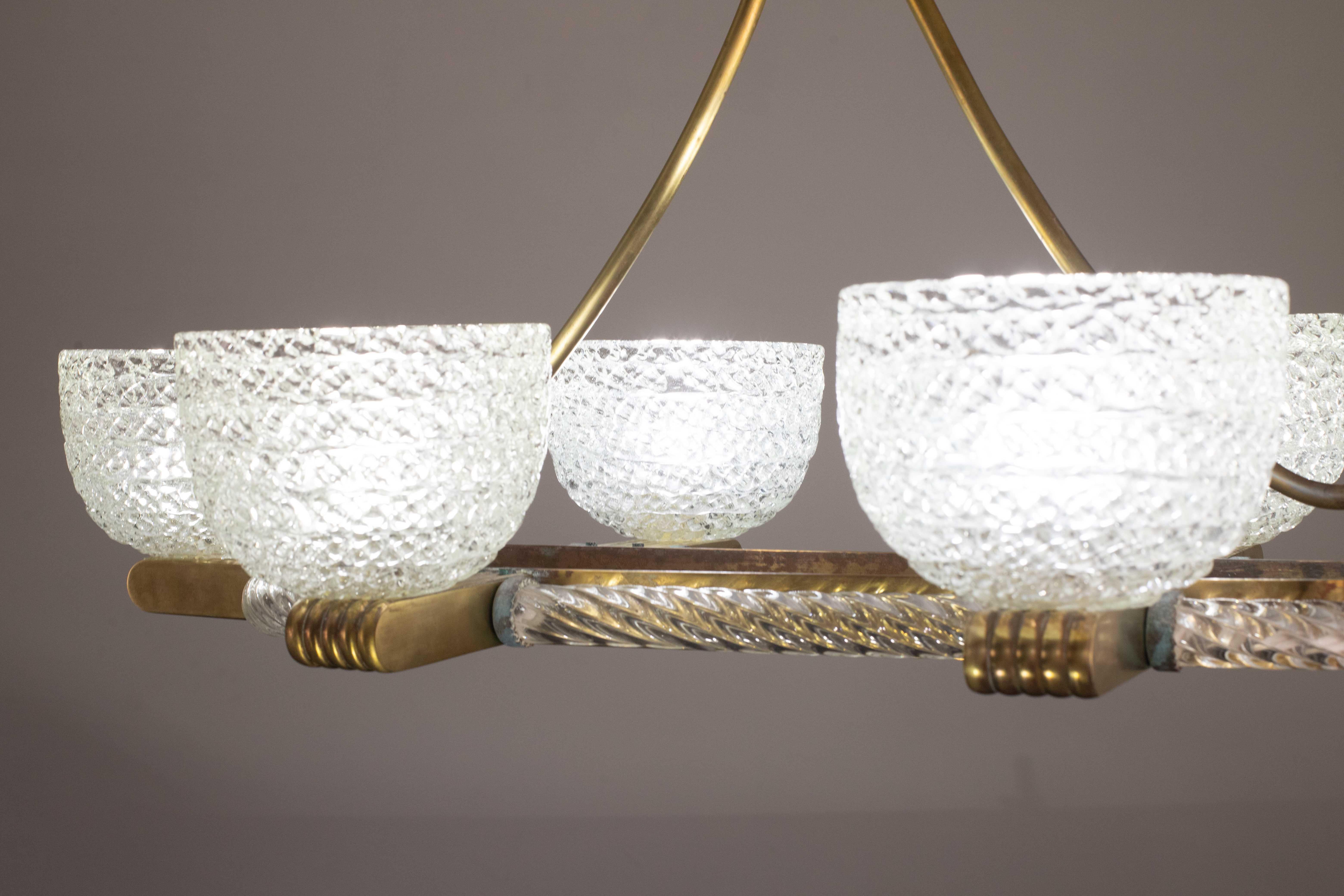 Art Decò Seguso Oval Mid-Century Lampadario a sei luci in vetro di Murano e ottone in vendita 5