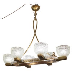 Art Decò Seguso Oval Mid-Century Six- Light Murano Glass and Brass Chandelier
