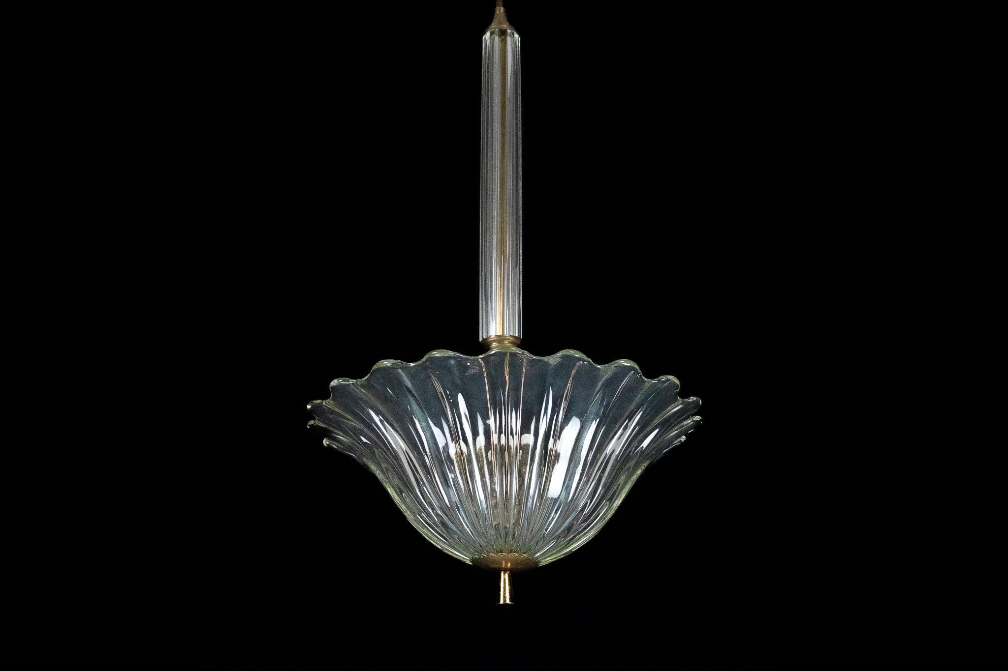 Art Deco Seguso pendant lamp in Clear Murano glass. Italy 1940s In Good Condition For Sale In Catania, CT