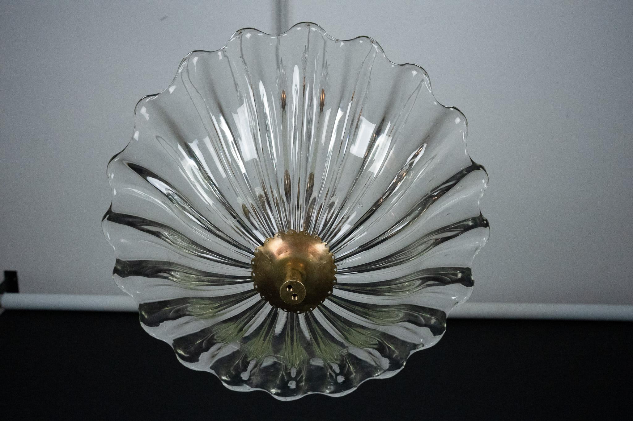 Murano Glass Art Deco Seguso pendant lamp in Clear Murano glass. Italy 1940s For Sale