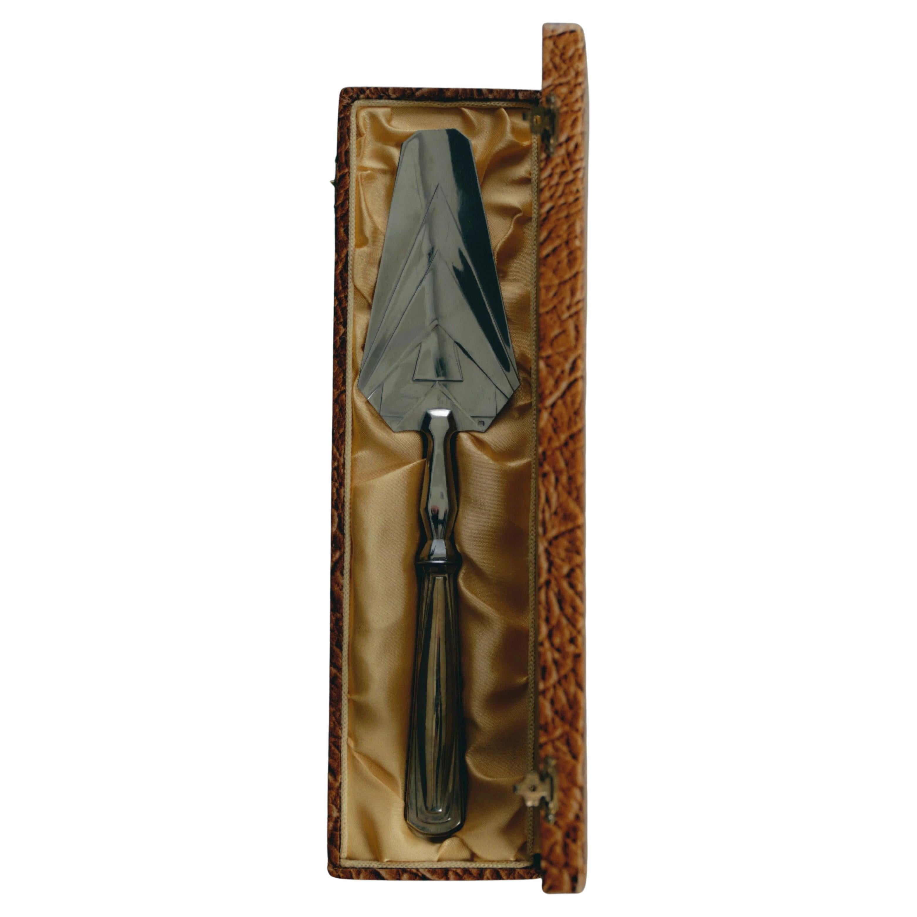 Cucchiaio da portata Art Deco in metallo argentato, anni
30