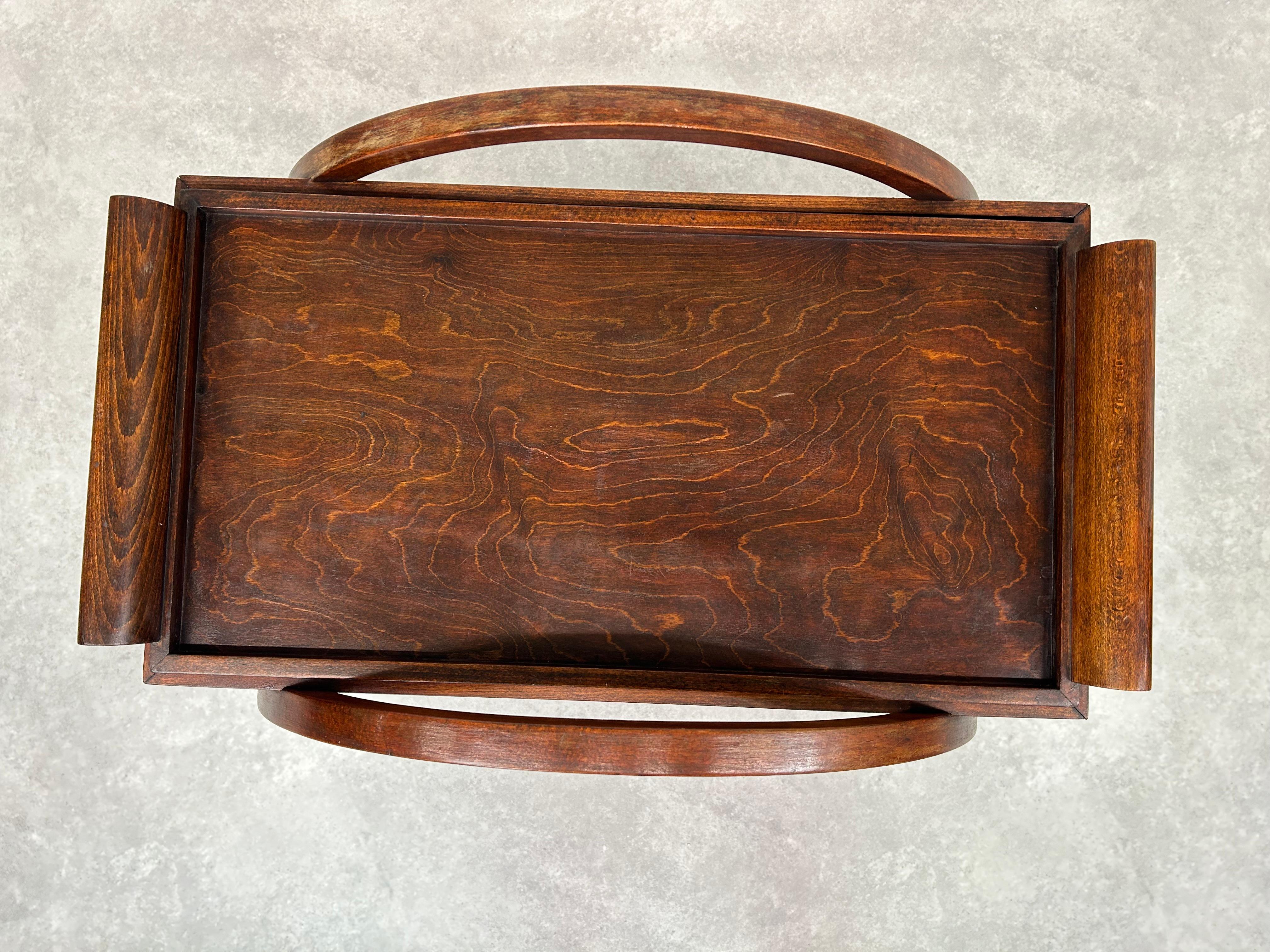 Art deco serving trolley by Thonet Debrecen In Excellent Condition For Sale In Banská Štiavnica, SK
