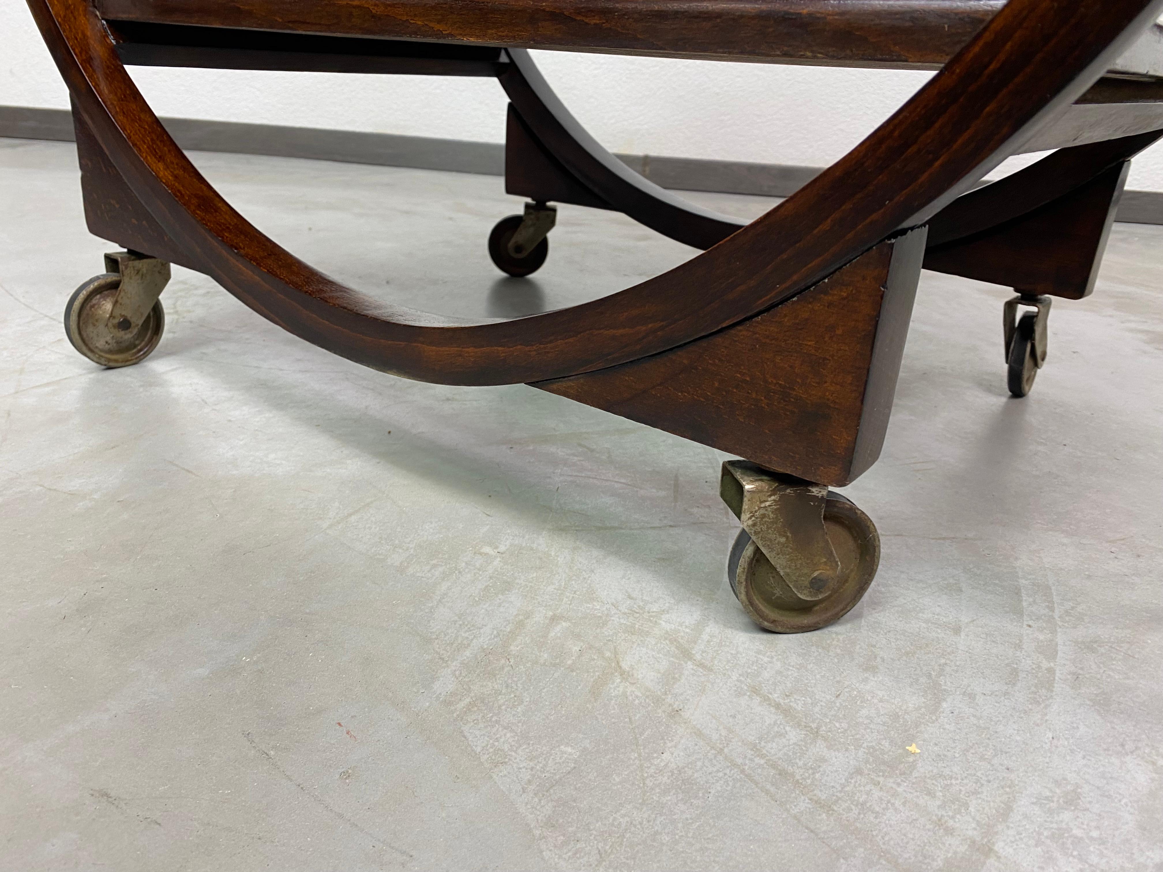 Art deco serving trolley by no.1157 by Thonet Debrecen 1930 For Sale 1