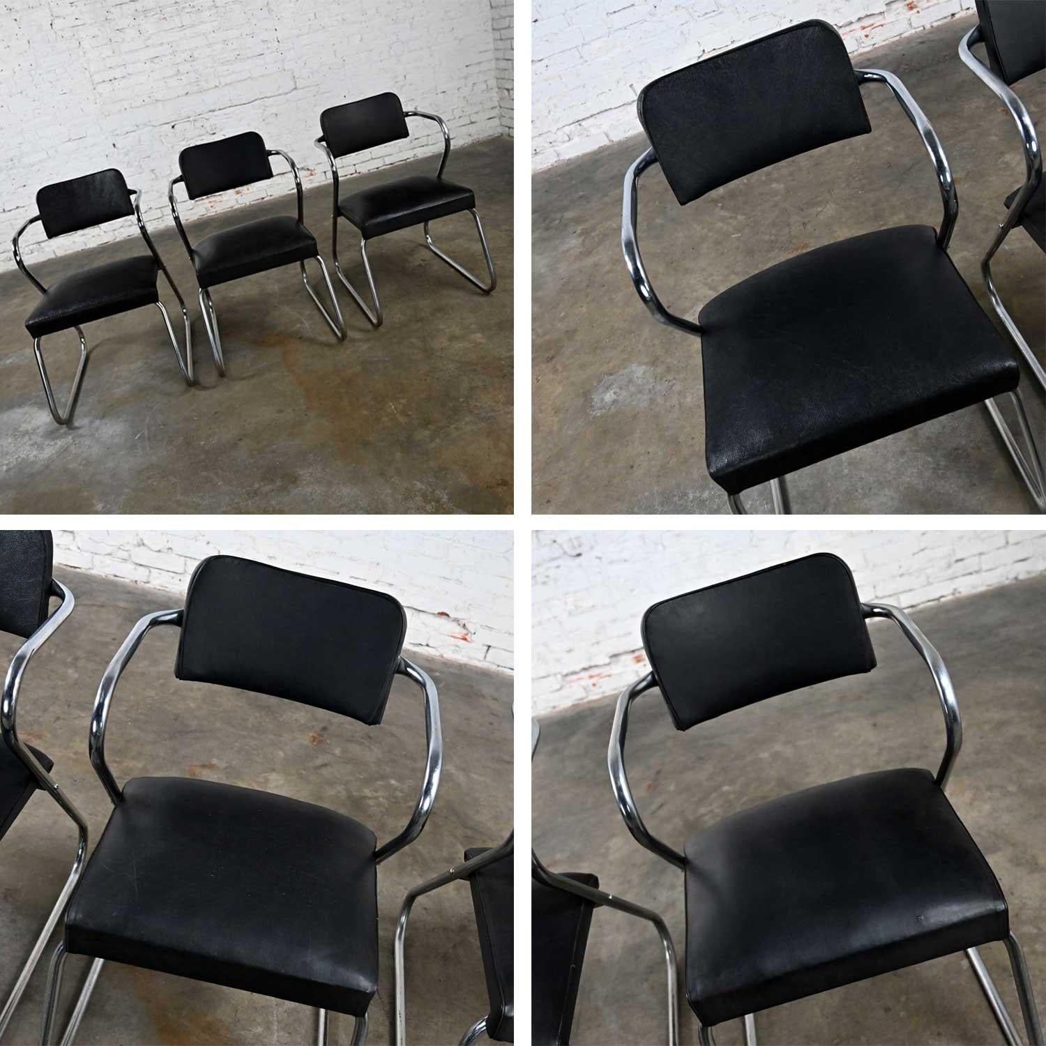 Art Deco Set 3 Chrome Tube & Black Faux Leather Chairs Attr to Kem Weber Z Chair en vente 9