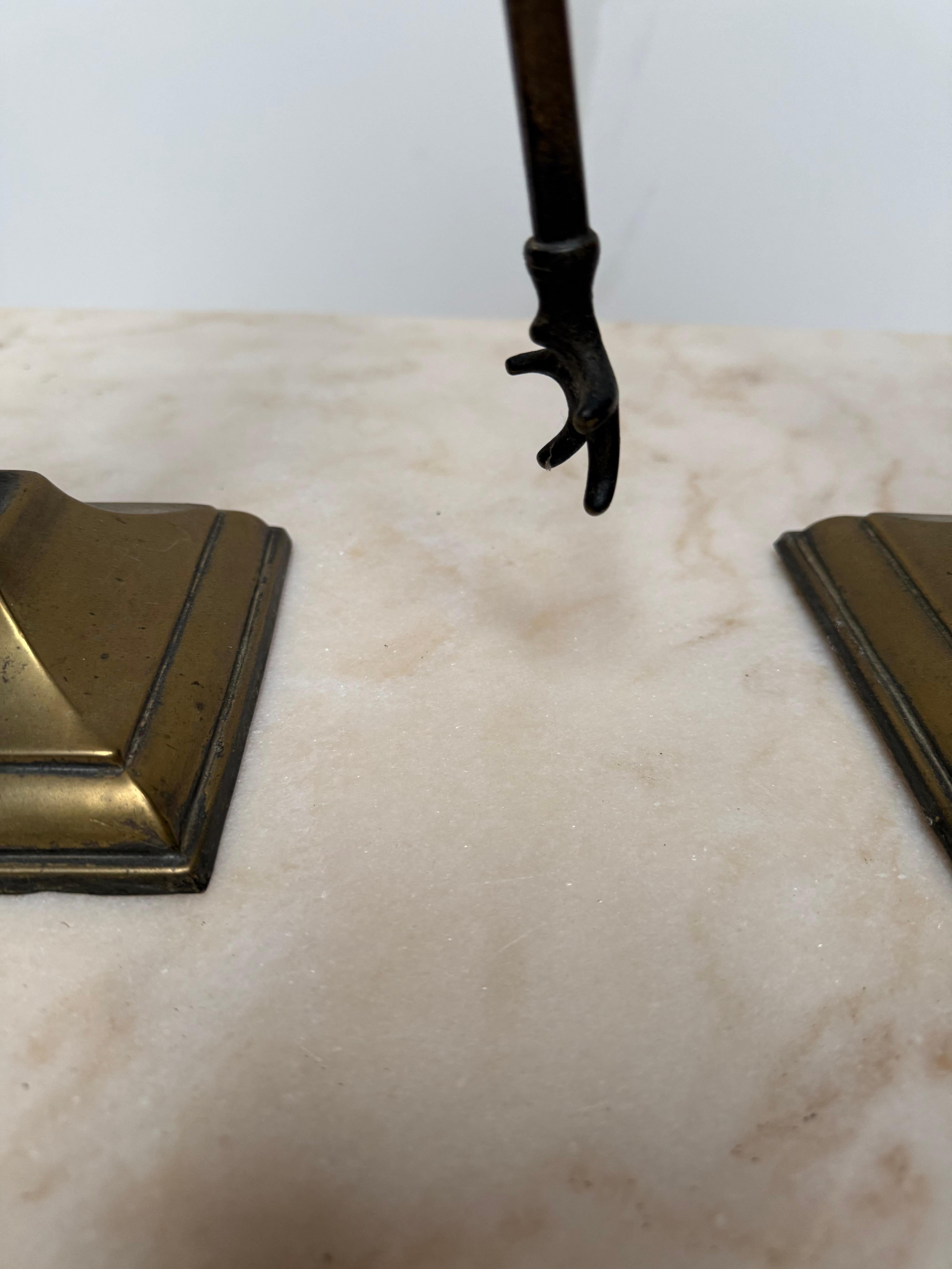 Bronzo Set di utensili per caminetto in bronzo e ottone Art Deco, con pinne a fiamma stilizzate in vendita