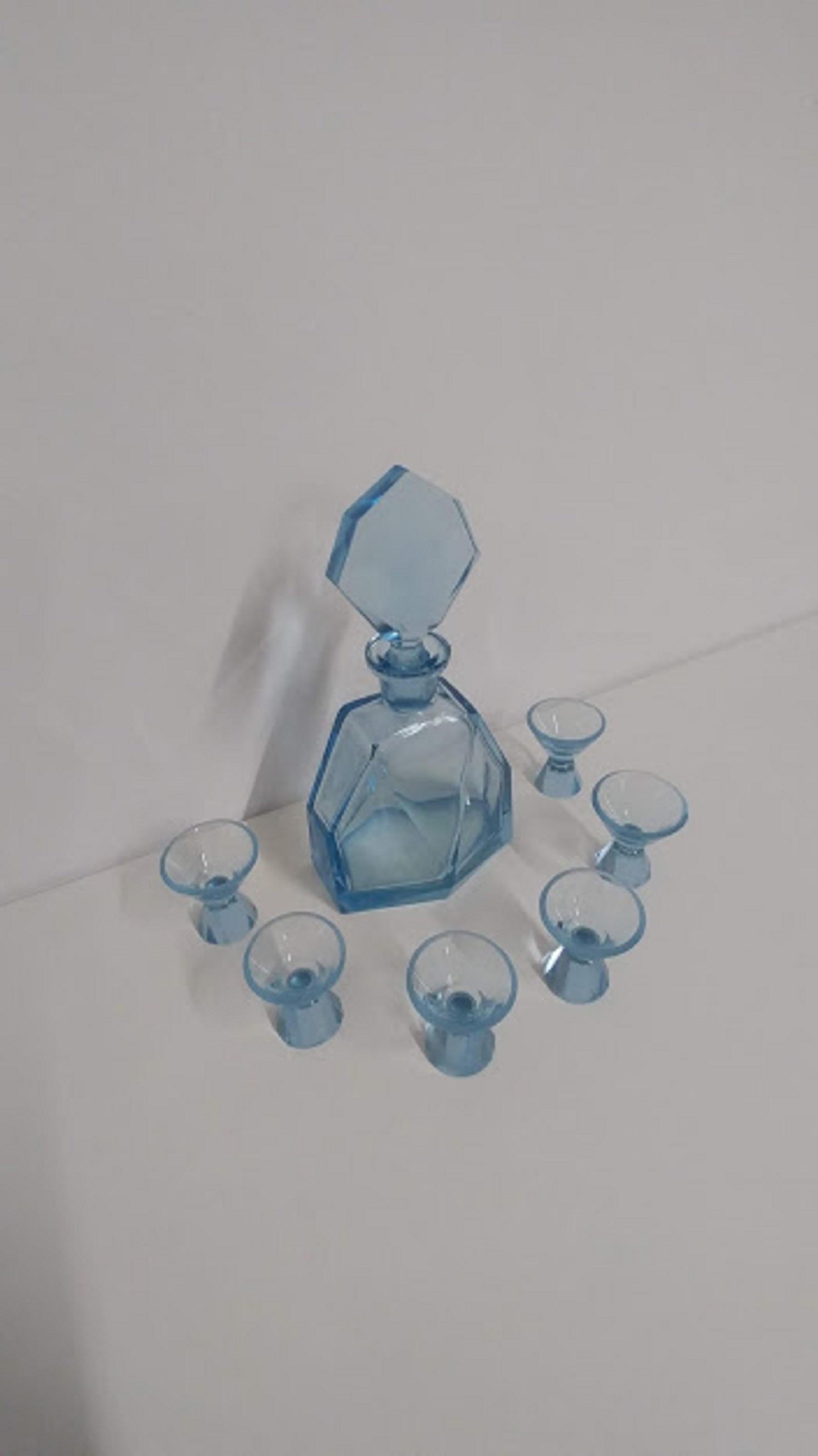Czech Art Deco Set Decanter and 6 Glasses from 1930 For Sale