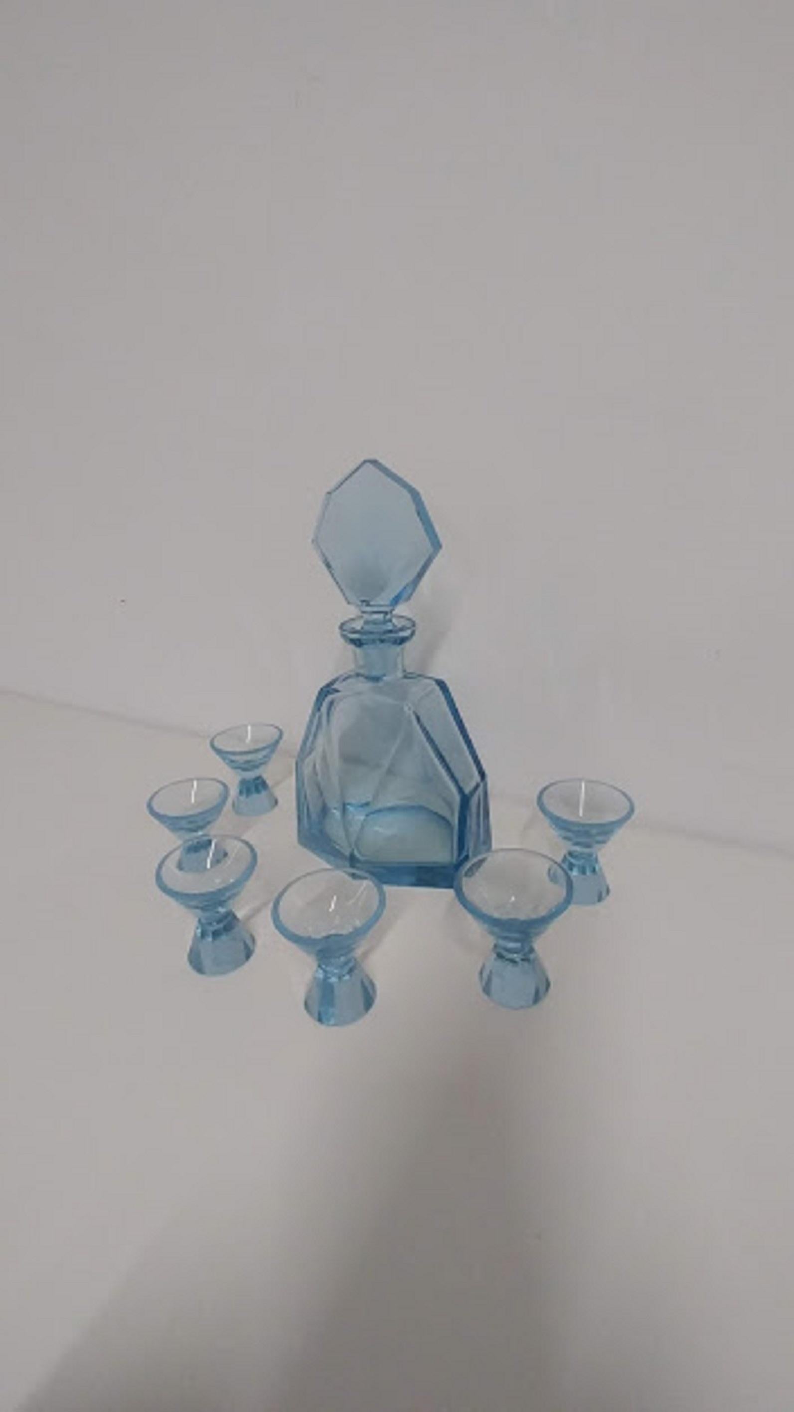 Art Deco Set Decanter and 6 Glasses from 1930 In Fair Condition For Sale In Kraków, Małopolska