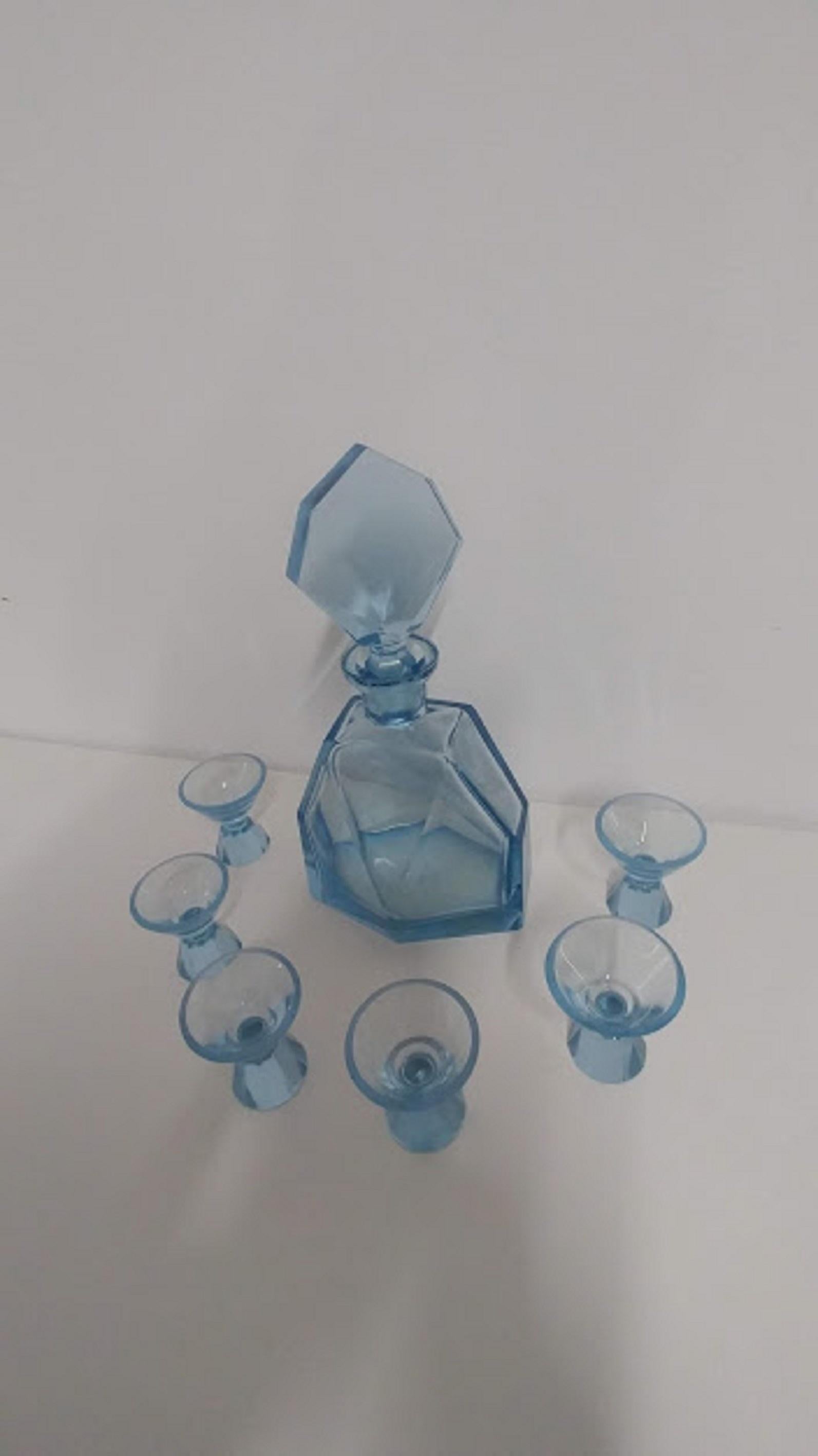 Art Deco Set Decanter and 6 Glasses from 1930 For Sale 1