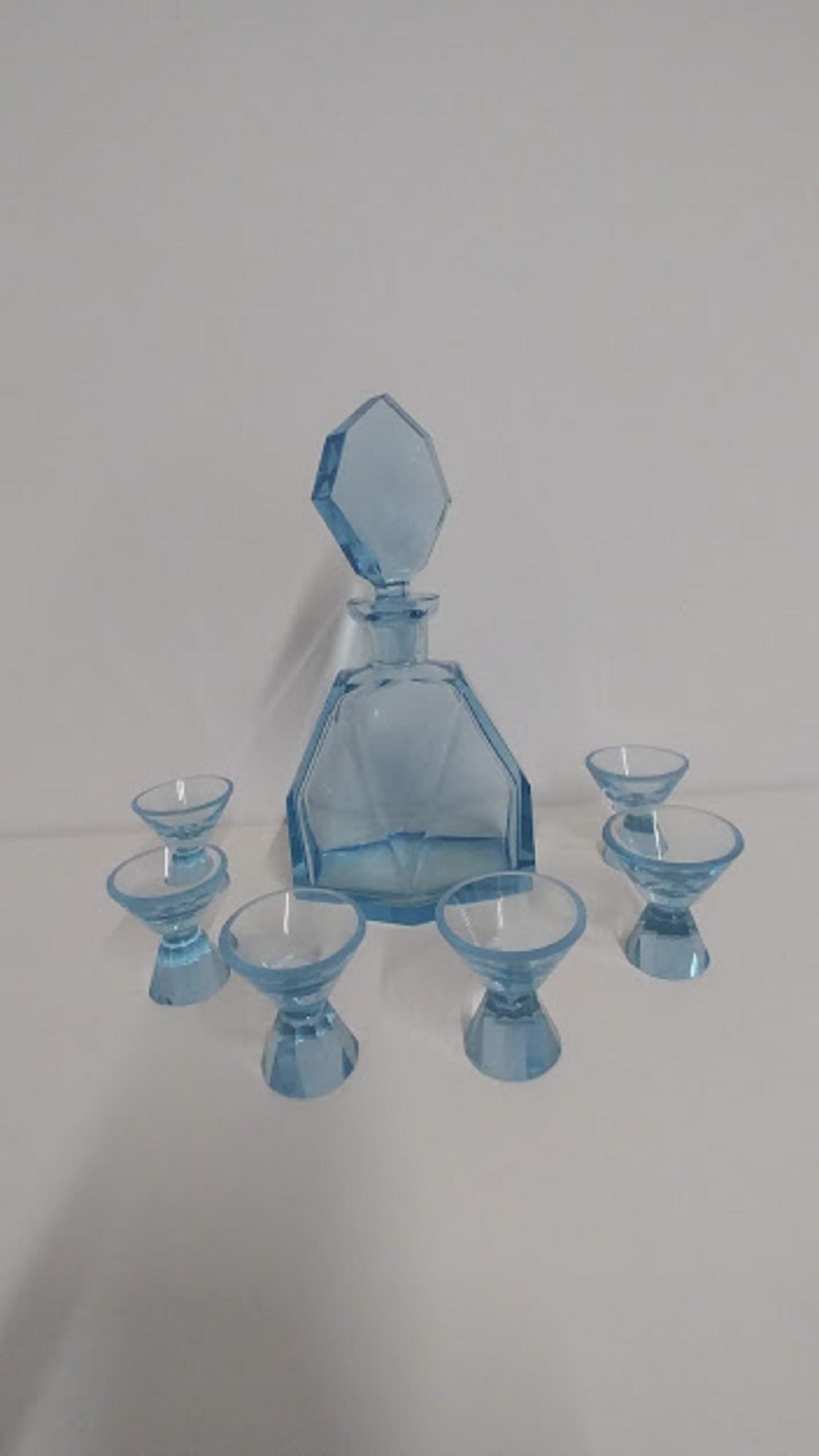 Art Deco Set Decanter and 6 Glasses from 1930 For Sale 2
