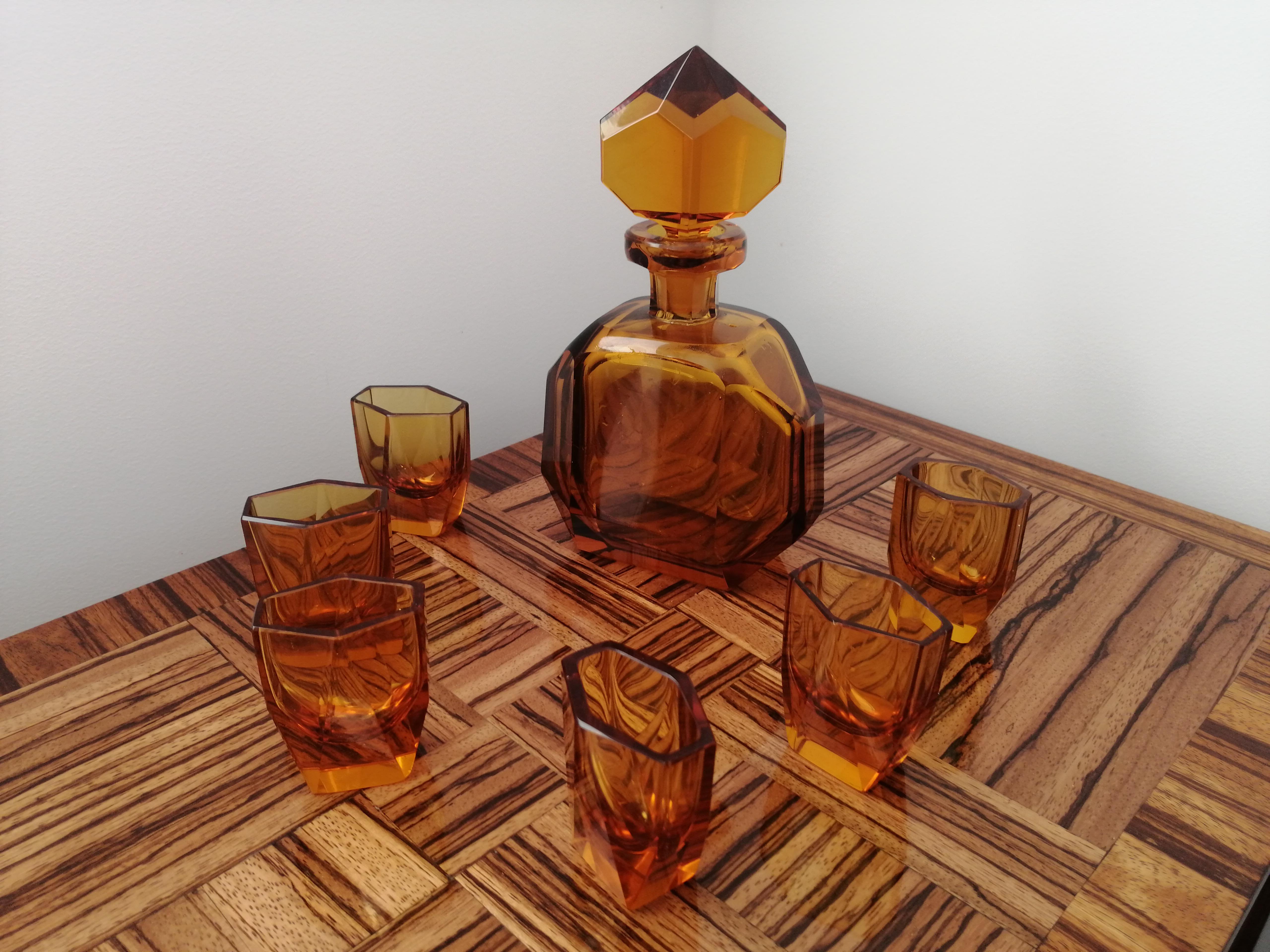 Early 20th Century Art Deco Set Decanter and 6 Glasses Moser For Sale