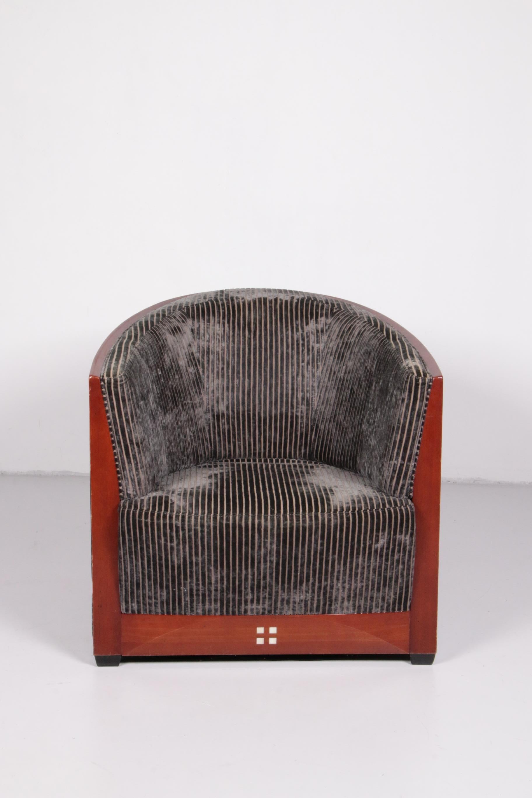 Art-Déco-Set aus 3 Sesseln mit Frits Schuitema und Tisch, 1980er Jahre (Niederländisch) im Angebot