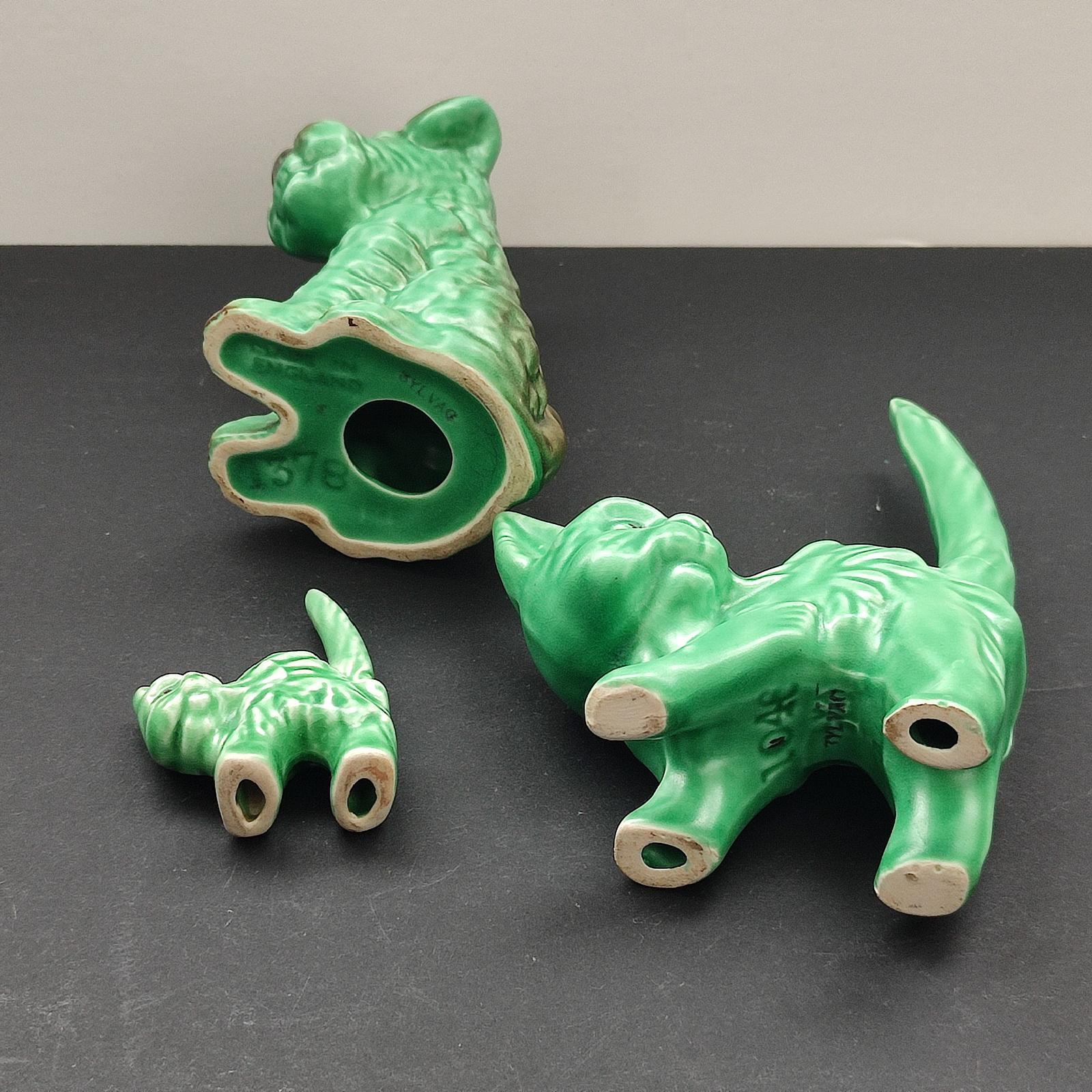 Art Deco Set of 3 Collectible Green Ceramic Figurines, England, 1930s For Sale 7