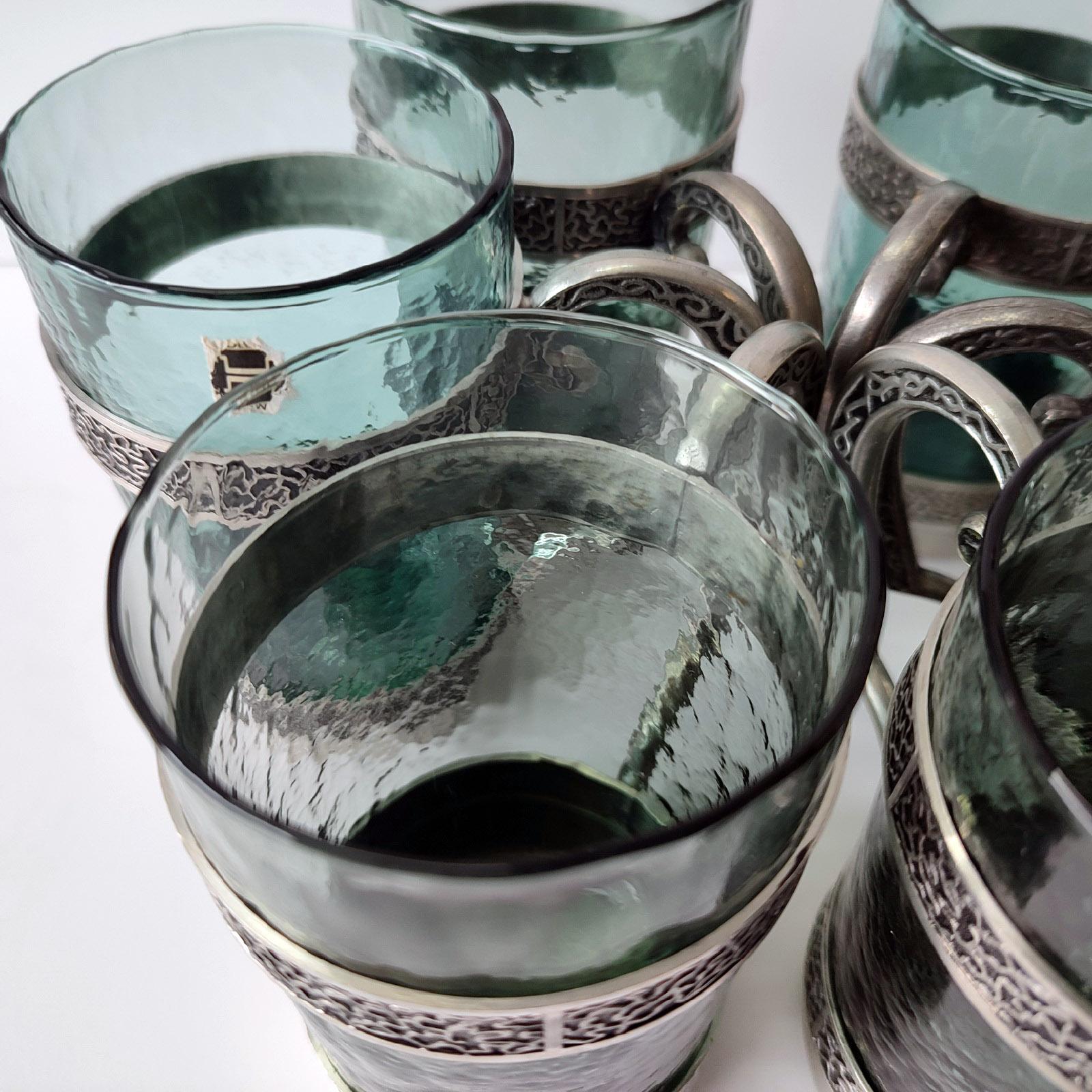 Art Deco Set von 6 Krügen, Bechern, Teetassen, aus Glas und Zinn, Norwegen Tinn im Angebot 1