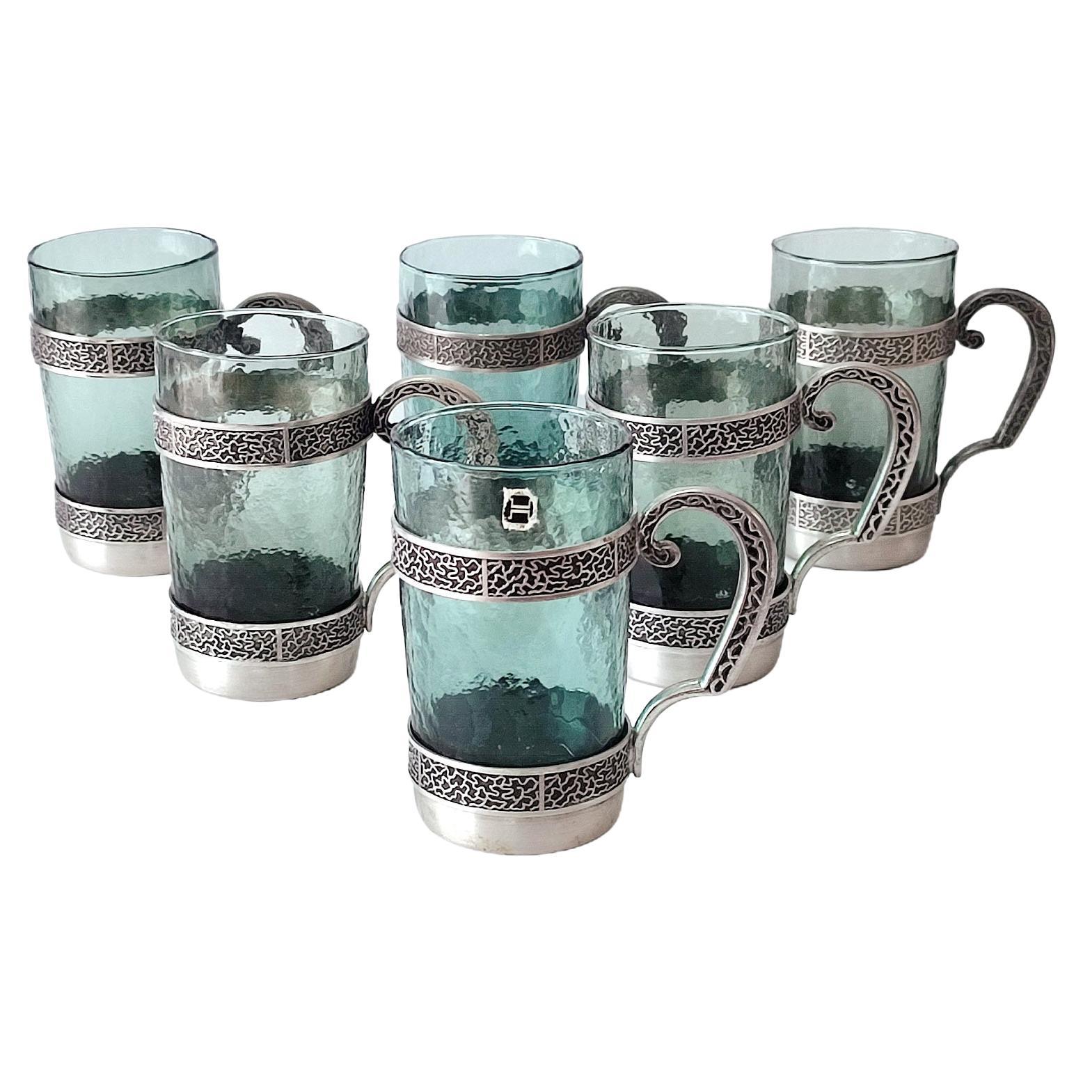 Ensemble Art Déco de 6 chopes, tasses à thé, en verre et étain, Norvège Tinn