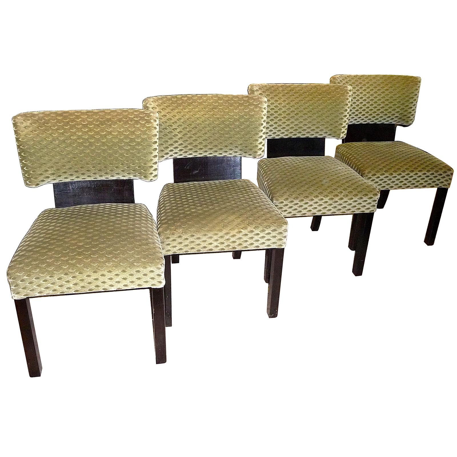 Set of four Art Deco dining room chairs. Bruno Paul design, Germany, circa 1930
Extraordinary and comfortable dining room chairs, Macassar veneer body with thick green velour upholstery.
Condition: Good original condition with normal wear of time,