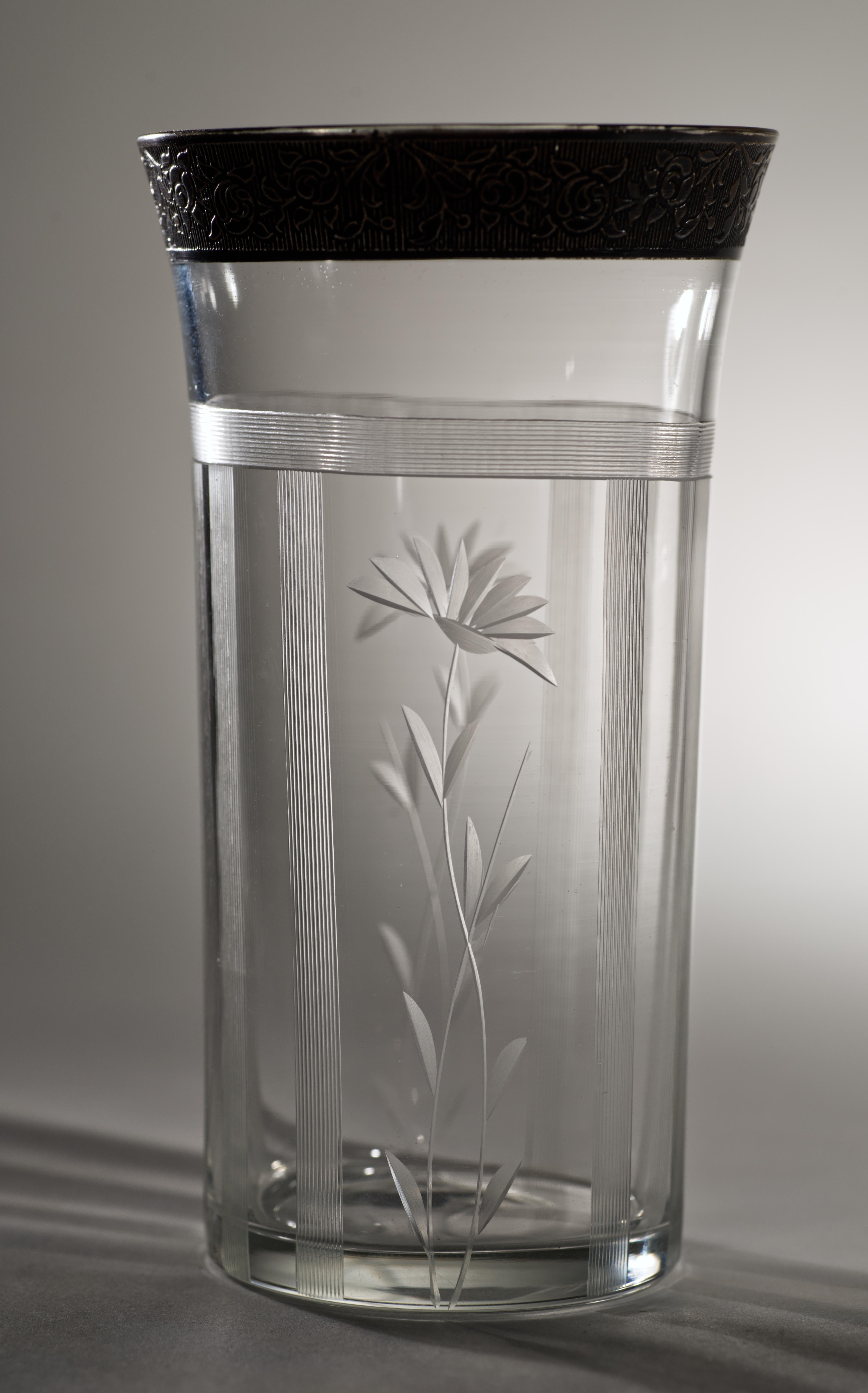 Juego Art Déco de Jarra y Vasos de Bar, Plateados Grabados Brillan en UV Vidrio en venta