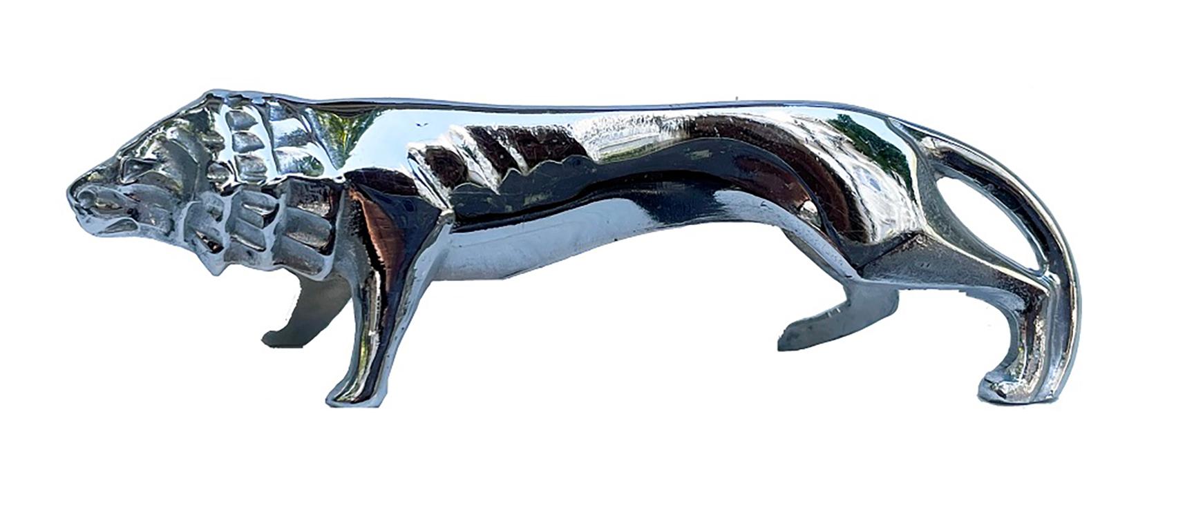 Mid-20th Century Art Deco set of knife benches For Sale