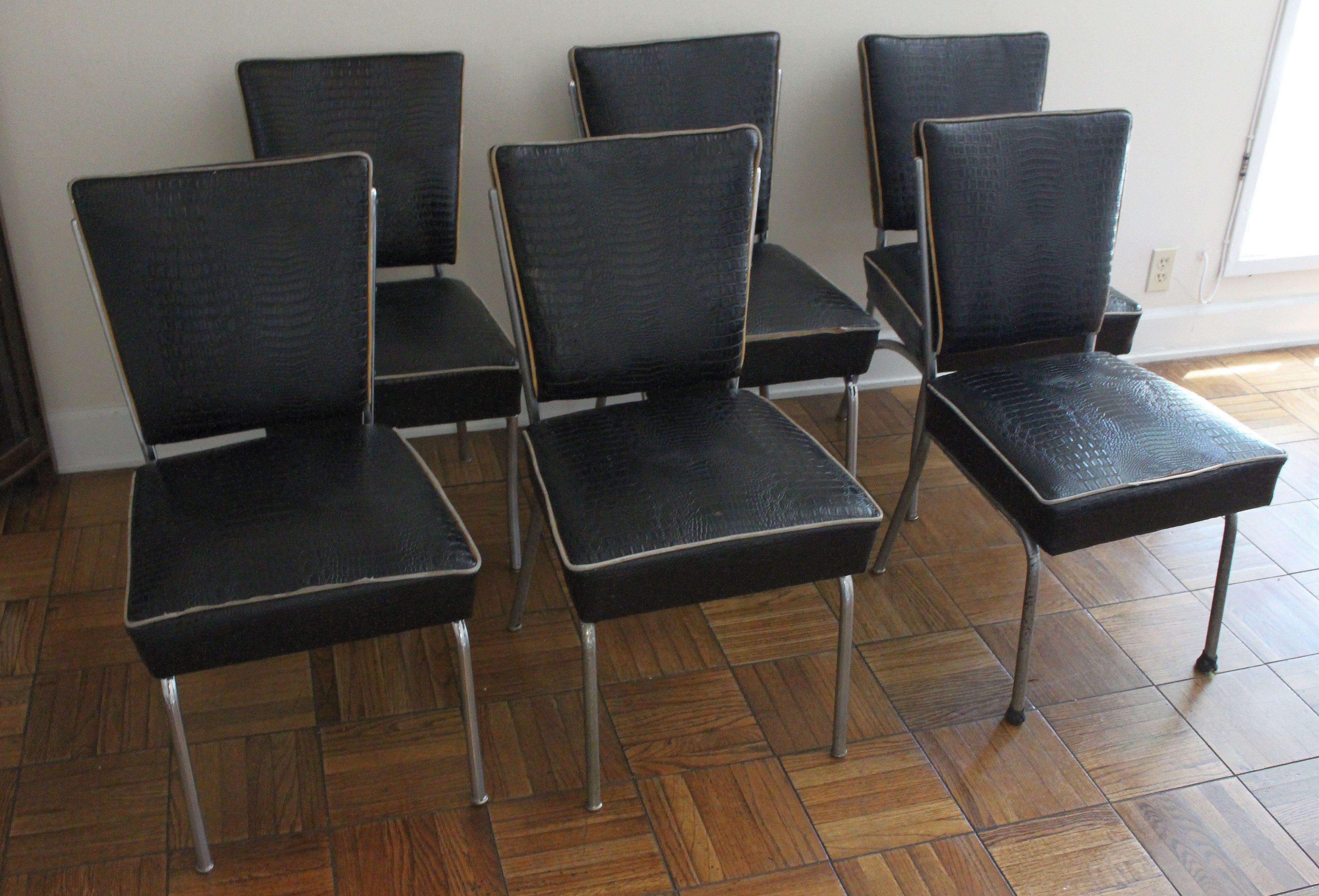 Mid-20th Century Art Deco Set of Six Chairs