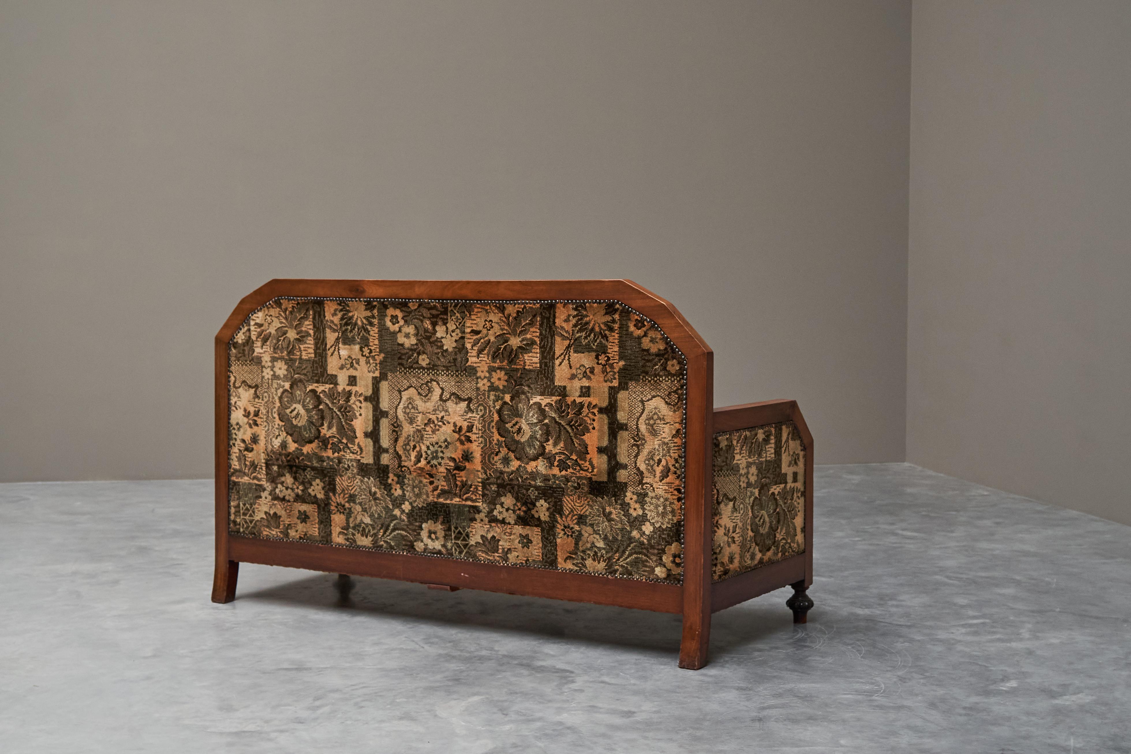 Art Deco Set of Sofa and Armchairs in Solid Wood and Tapisserie 1930 For Sale 8