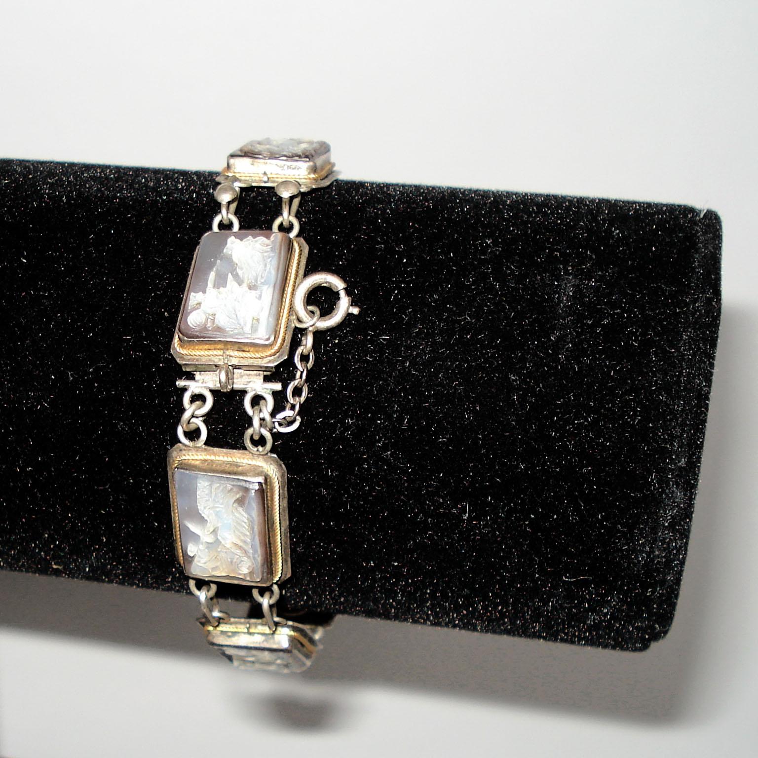 Art Deco link silver bracelet with chariots motif.
A wonderful seven days of the week Art Deco silver bracelet, Italy, 1920s. Marked 800 for purity of silver. Clasp in good working order. Safety extra closure with chain. Very good overall condition,
