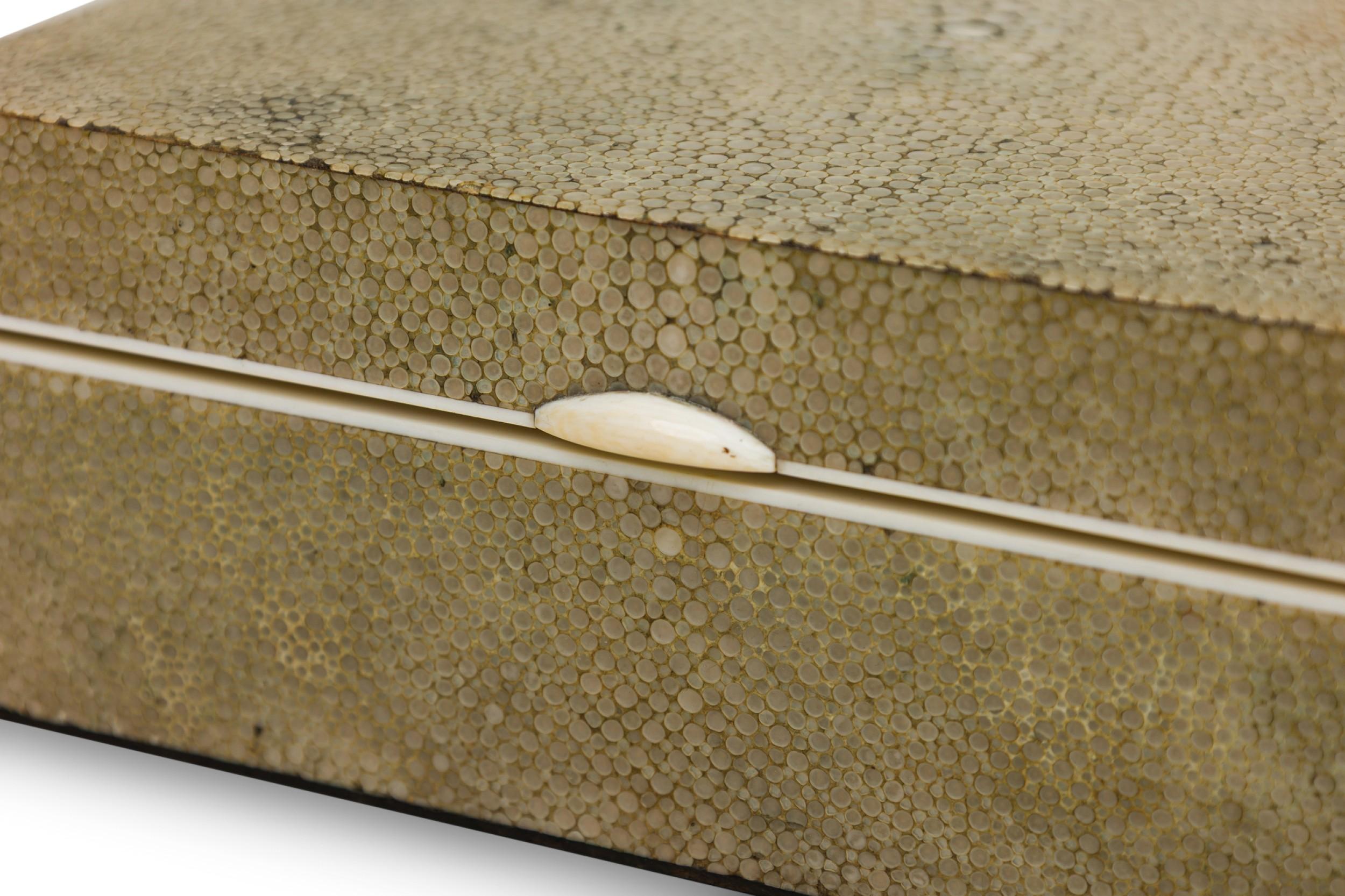 Art Deco Shagreen and Bone Trimmed Box For Sale 2