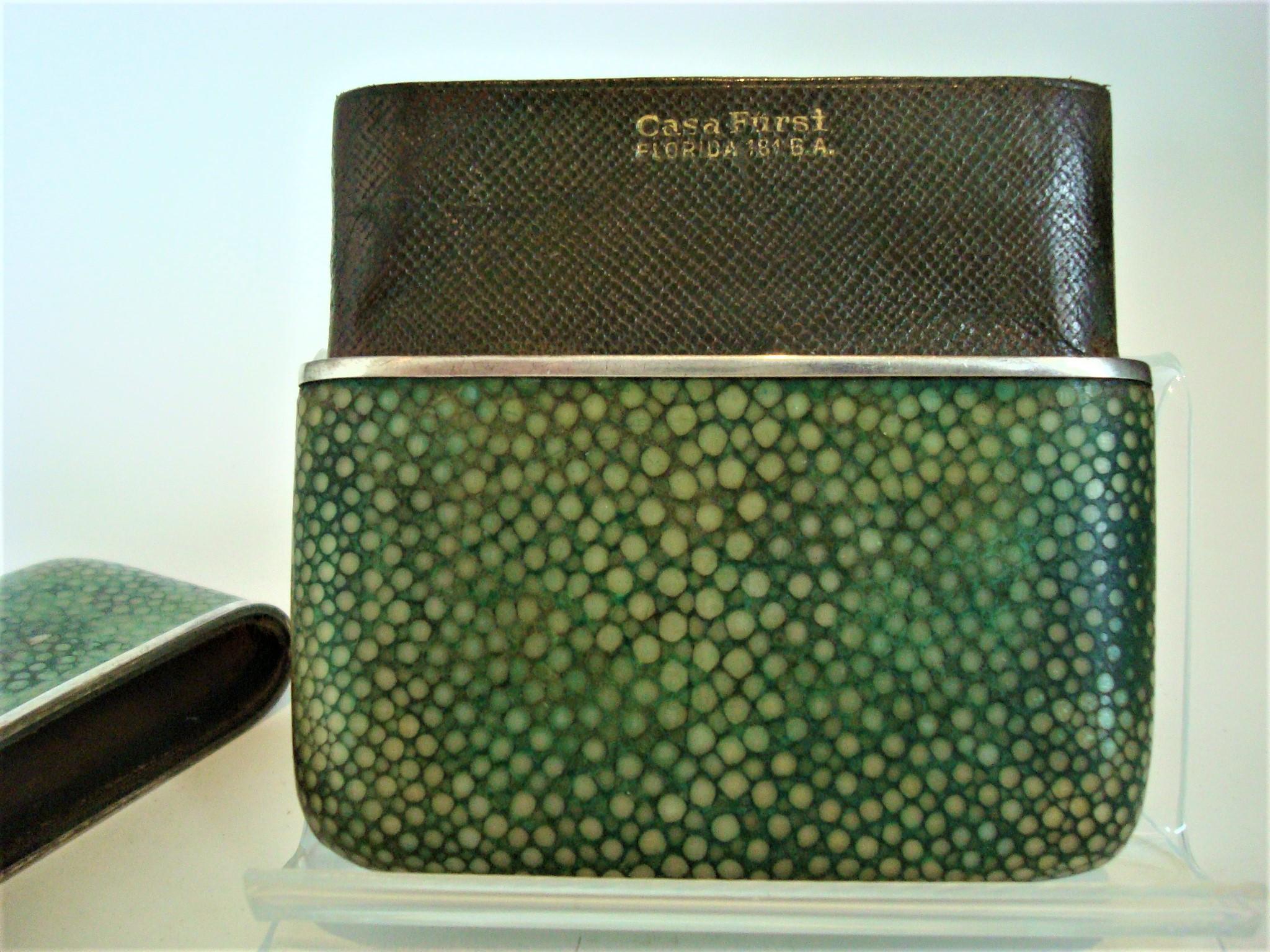 Art Deco Shagreen and Silver Cigarette / Small Cigar Case In Good Condition For Sale In Buenos Aires, Olivos