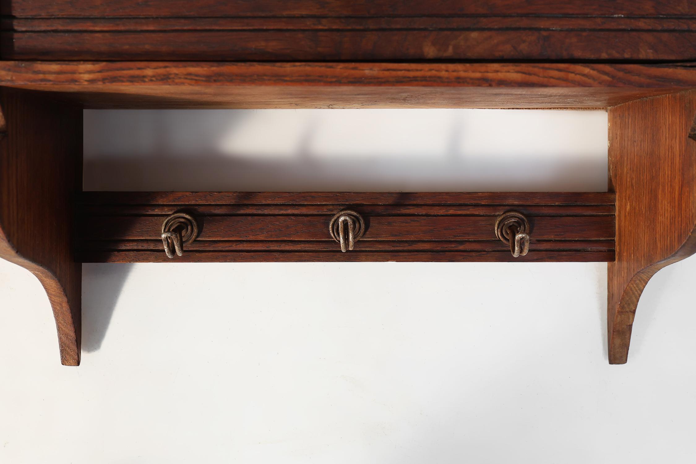Miroir Cabinet de rasage Art Deco en Oak Oak avec miroir biseauté, France ca. 1900 en vente