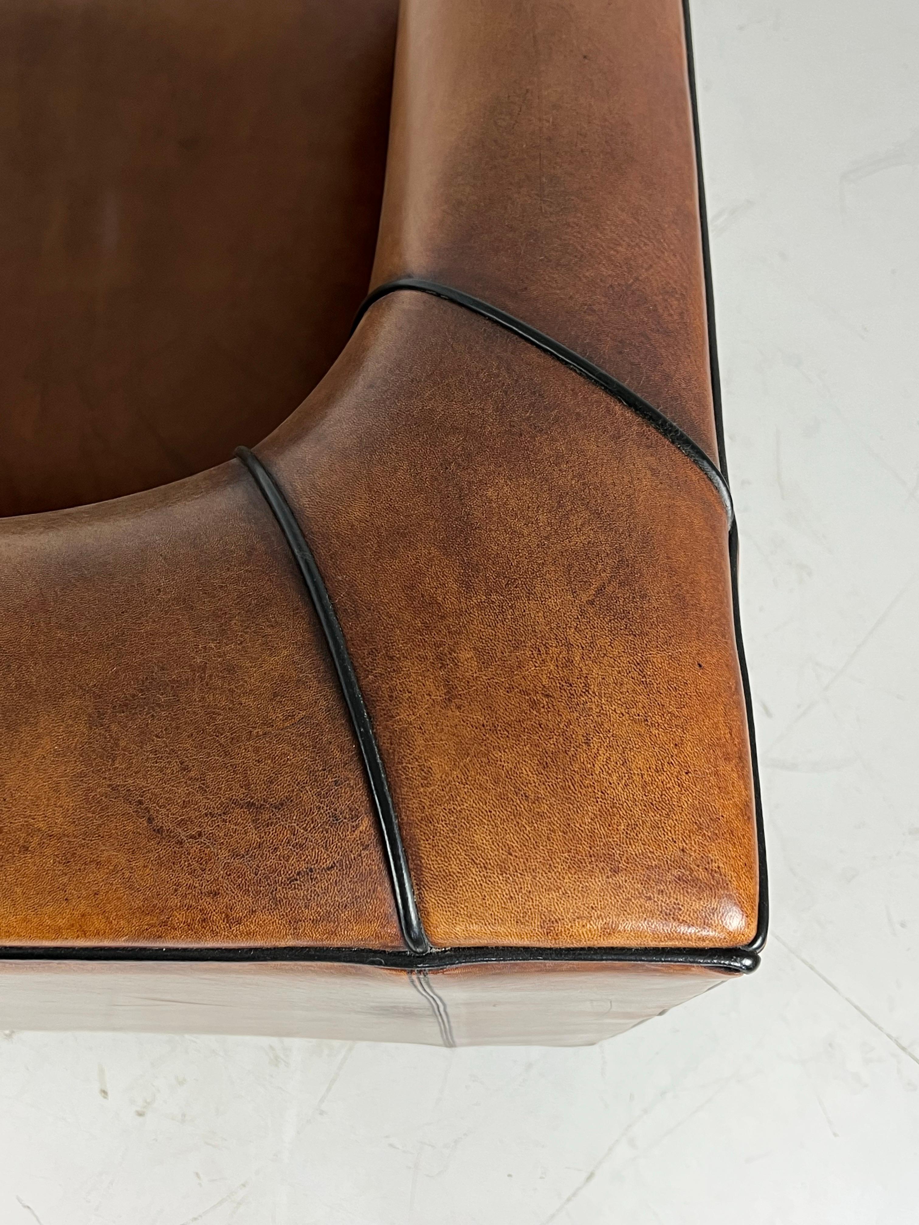 Art Deco Sofa aus Schafsleder im Angebot 5