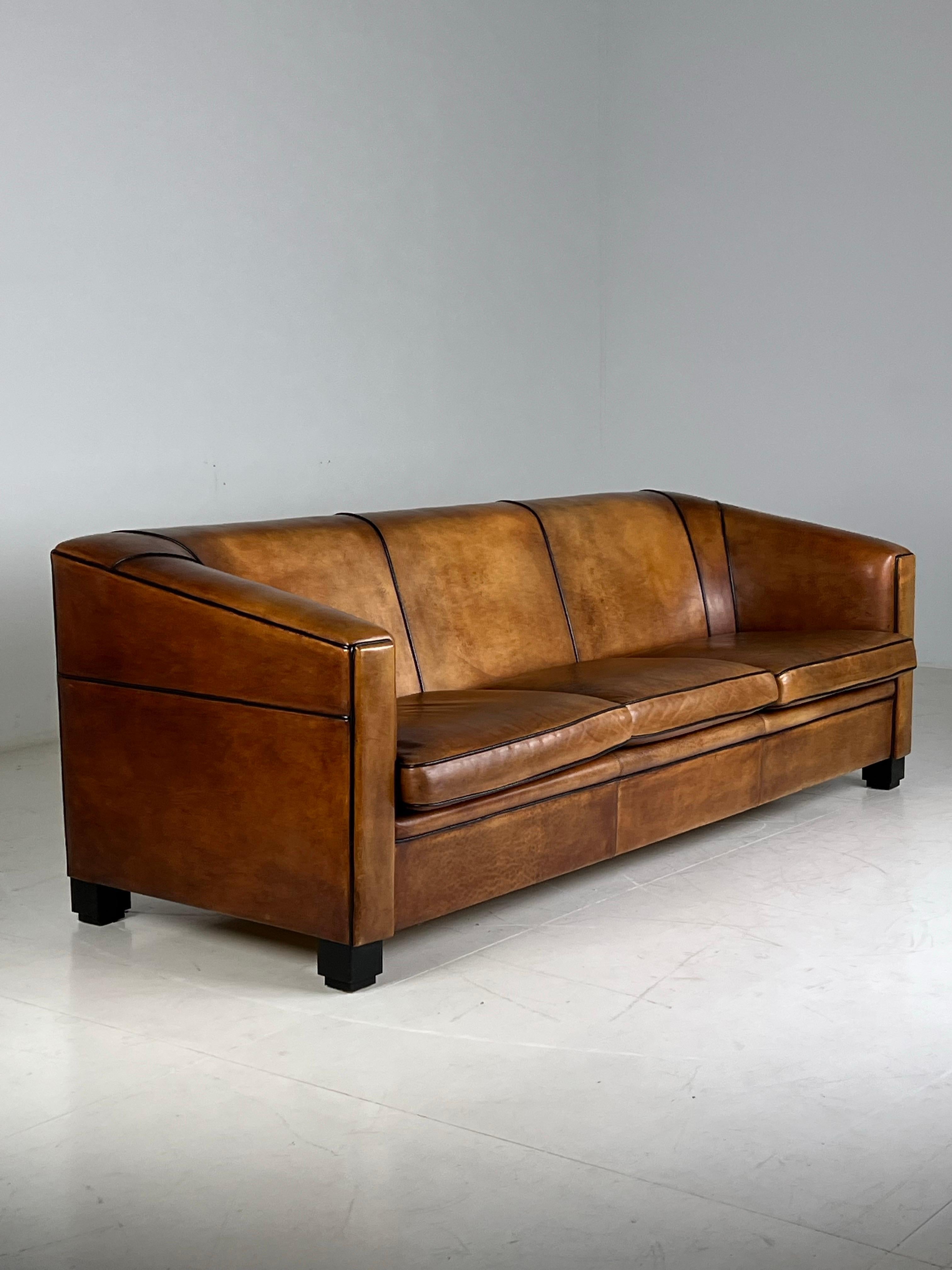 Art Deco Sofa aus Schafsleder im Angebot 8