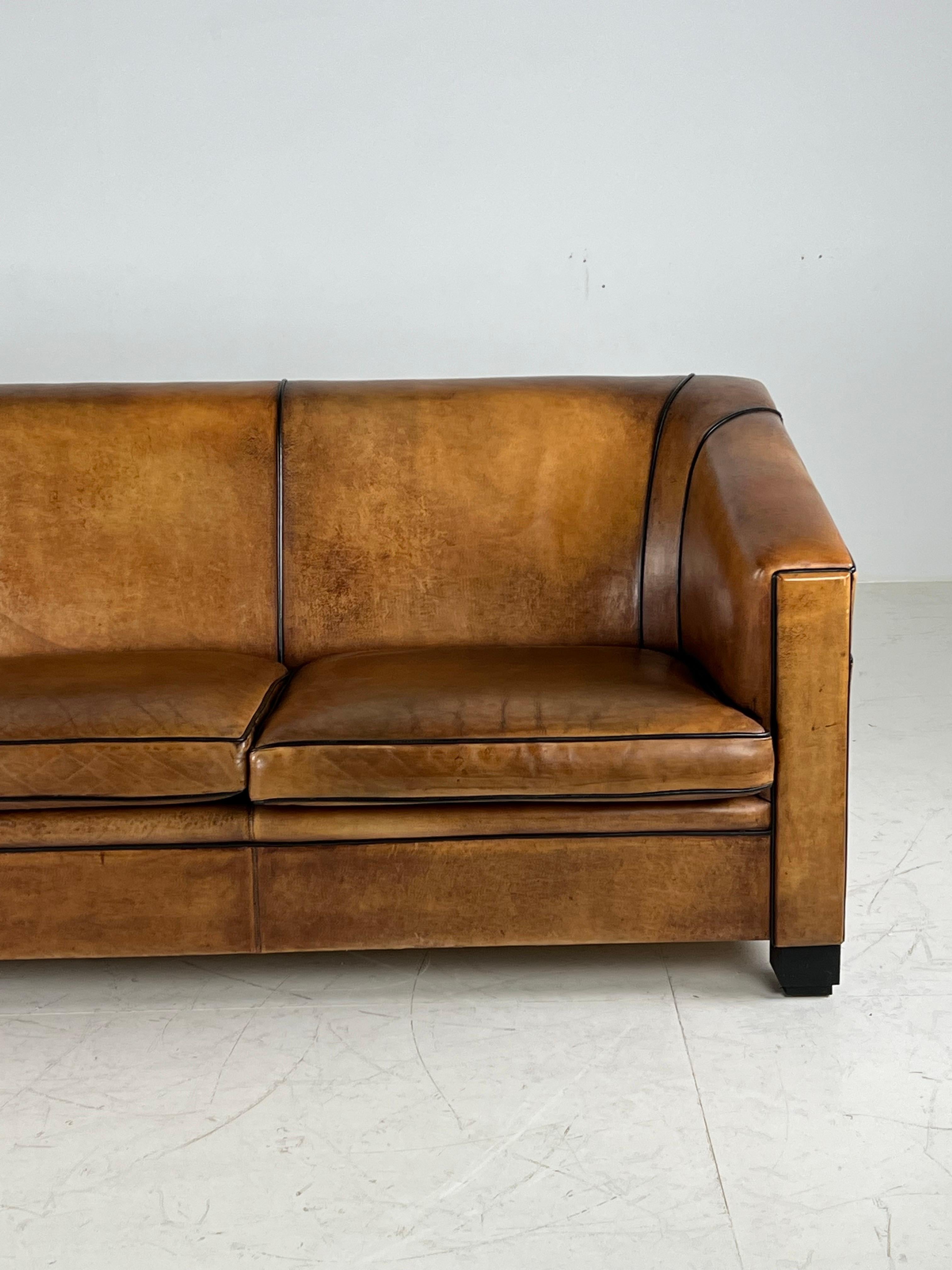 Art Deco Sofa aus Schafsleder im Angebot 9