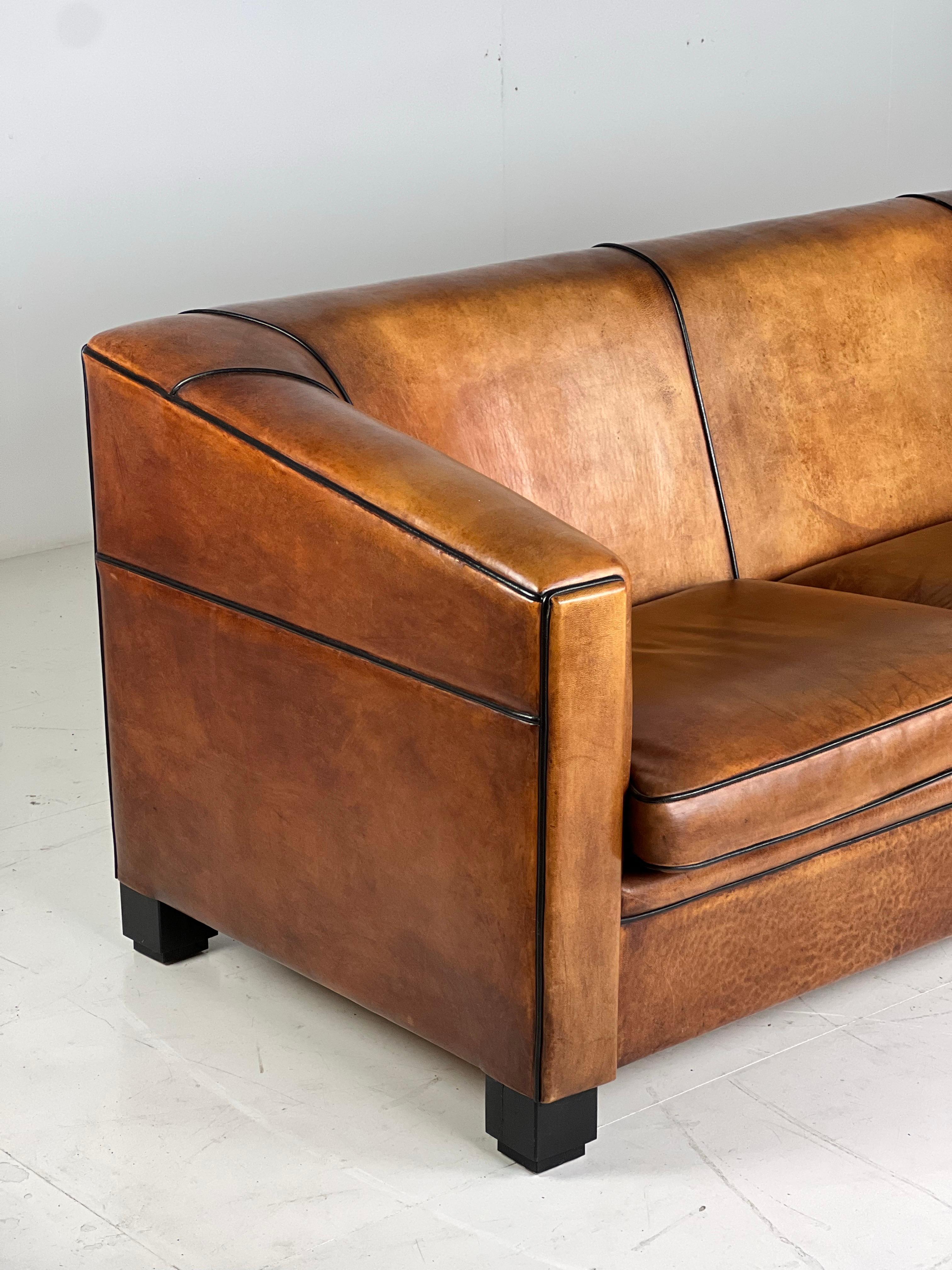 Art Deco Sofa aus Schafsleder im Angebot 13