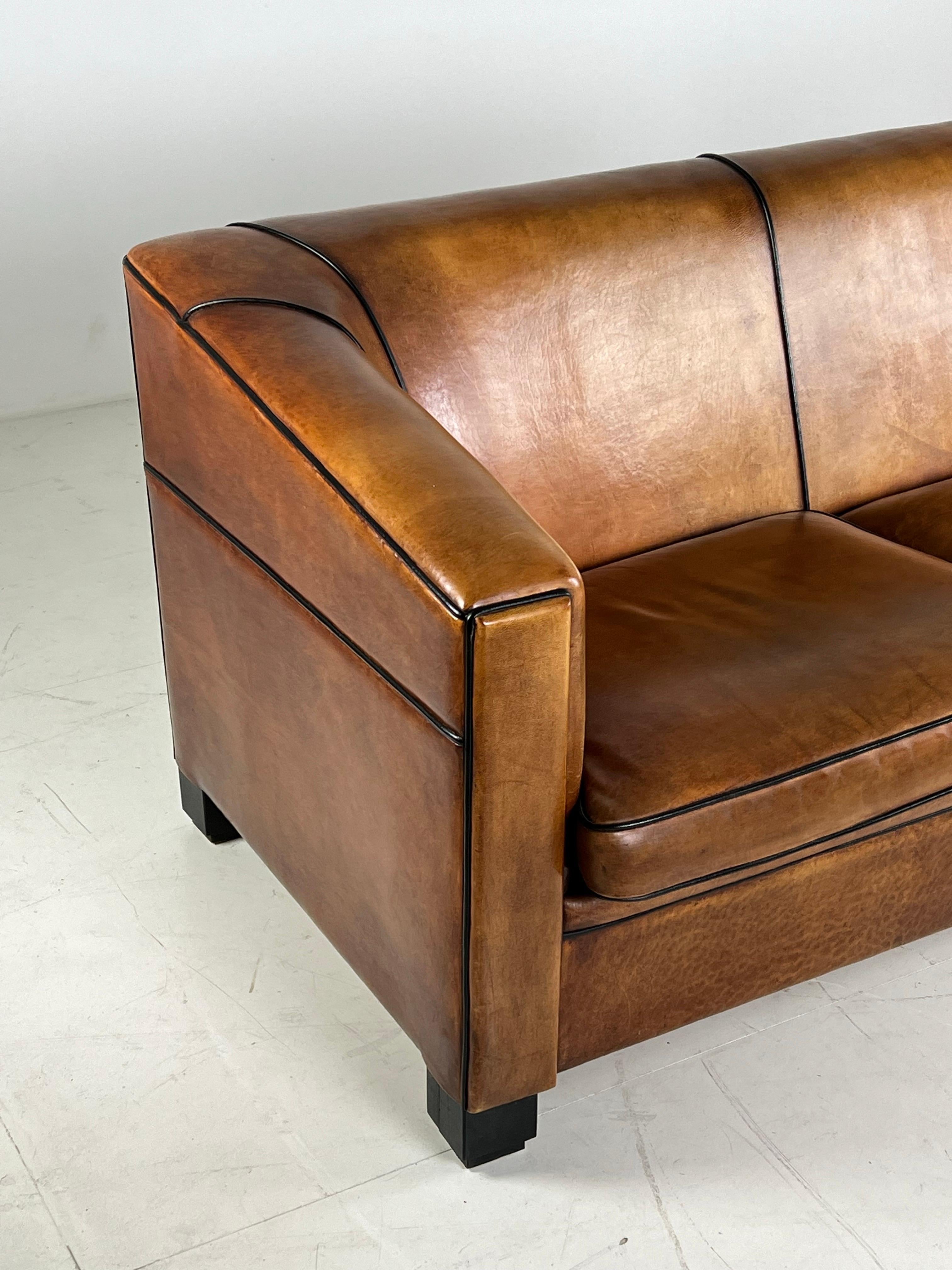 Art Deco Sofa aus Schafsleder im Angebot 14