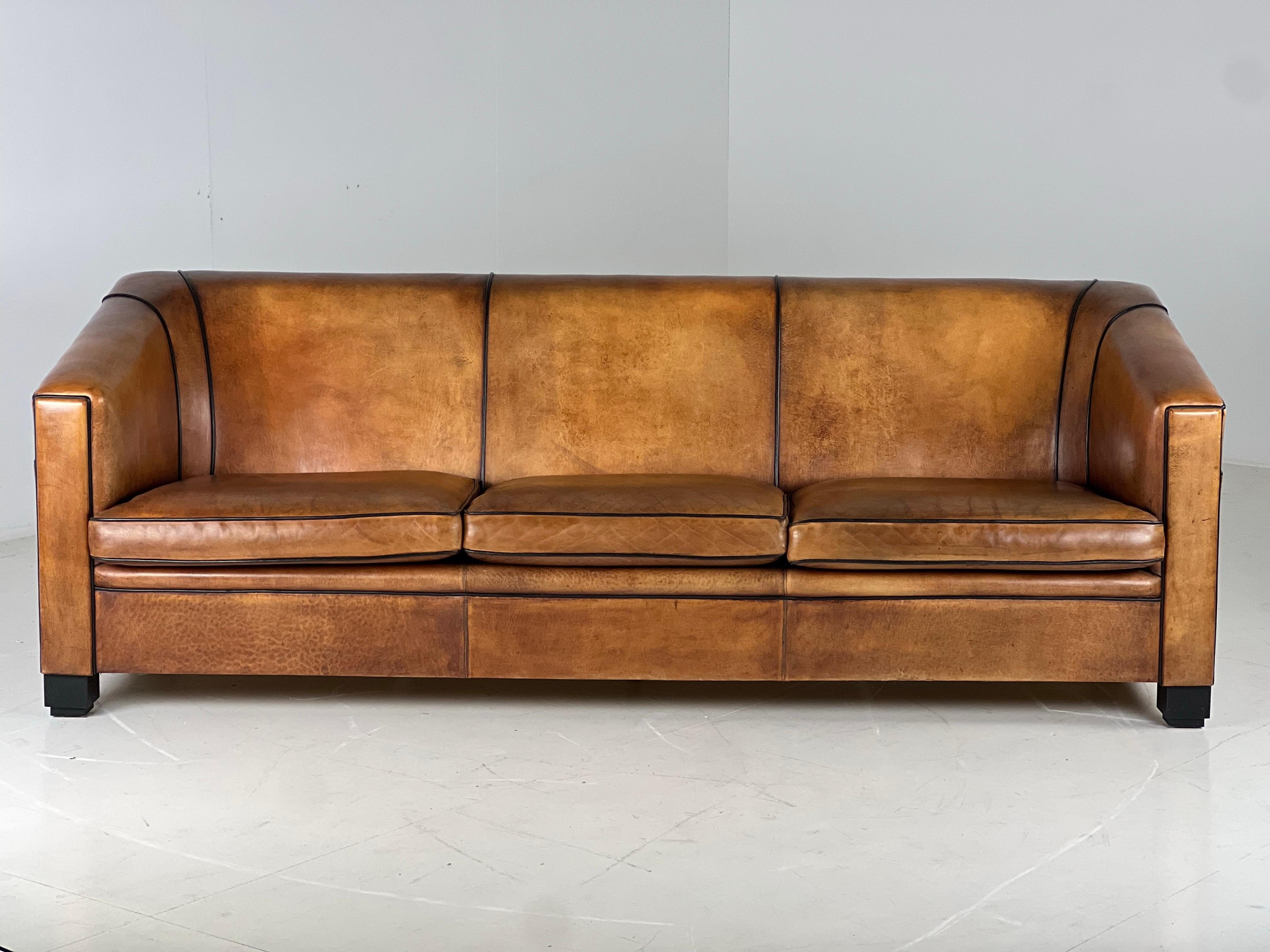 Art Deco Sofa aus Schafsleder im Angebot 3