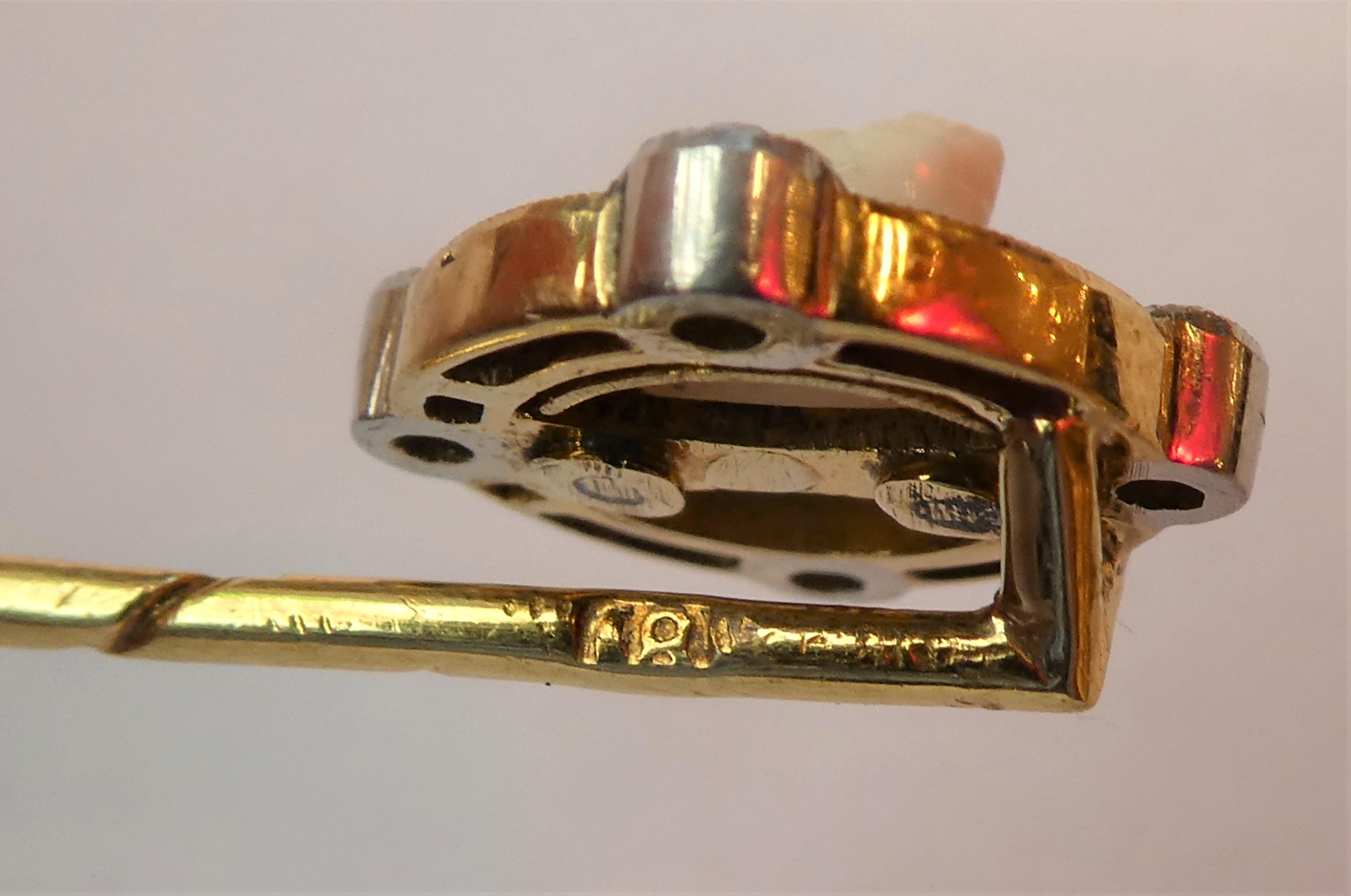 Art Deco Shell Cameo Ruby Diamond Enamel 18 Karat Gold Platinum Stickpin For Sale 2