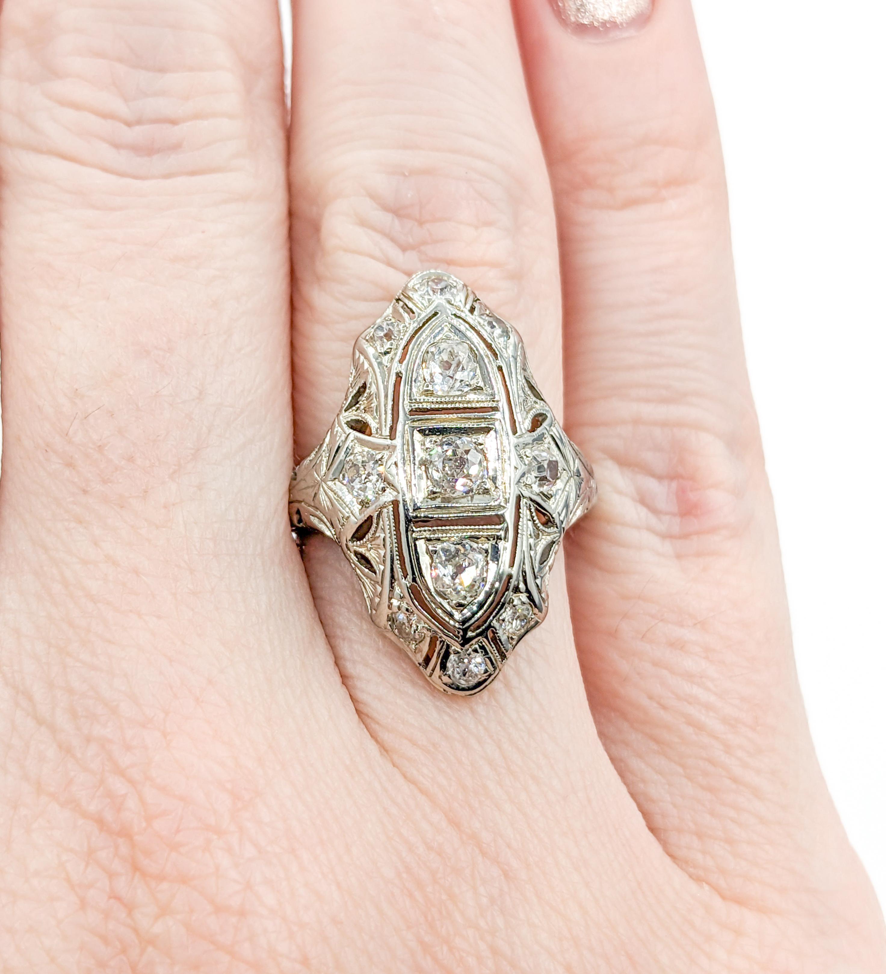Art Deco Schildkrötenring mit Diamanten im alten Minenschliff 18K (Art déco)