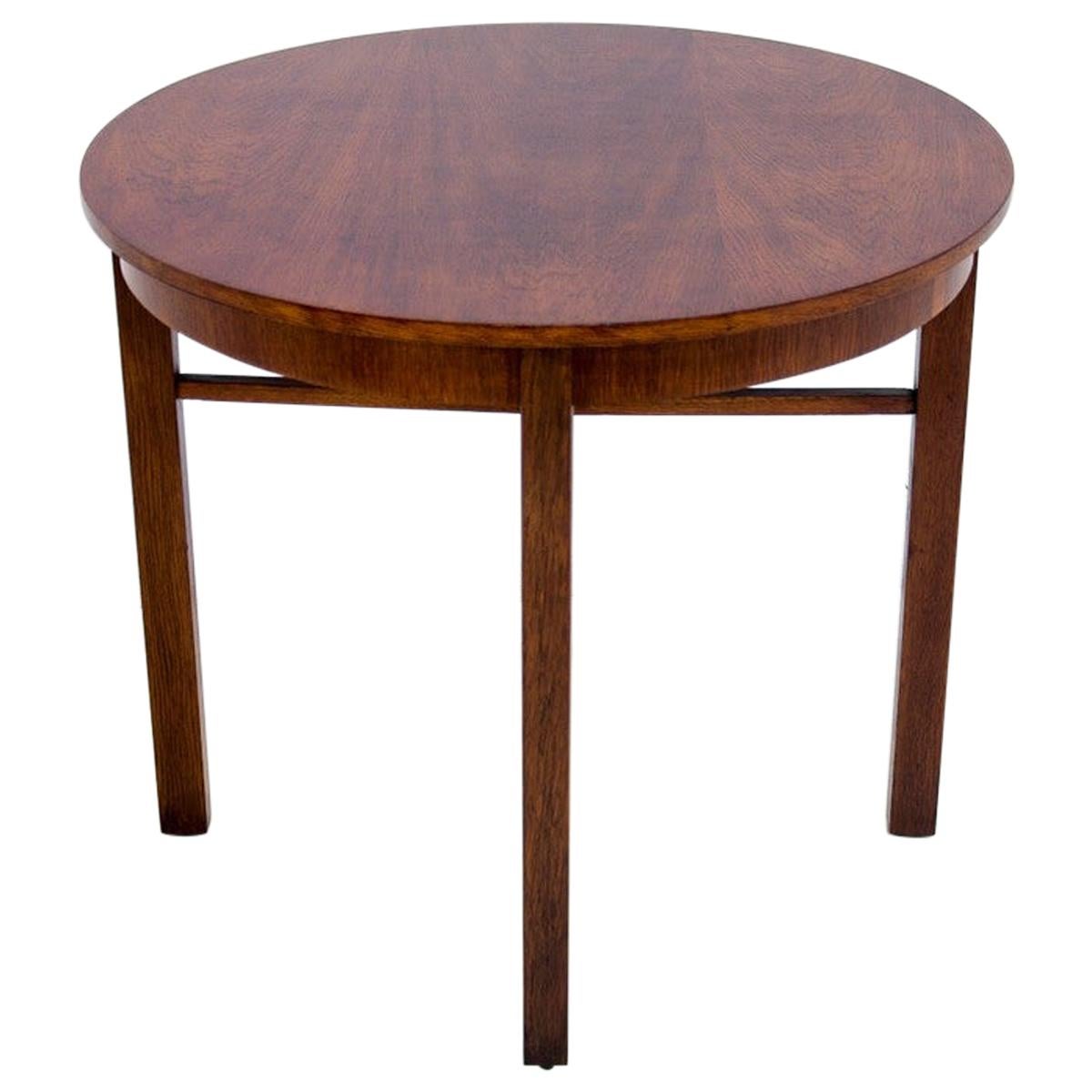 Art Deco Fiddleback Maple Round Side/Library/Coffee Table For Sale at