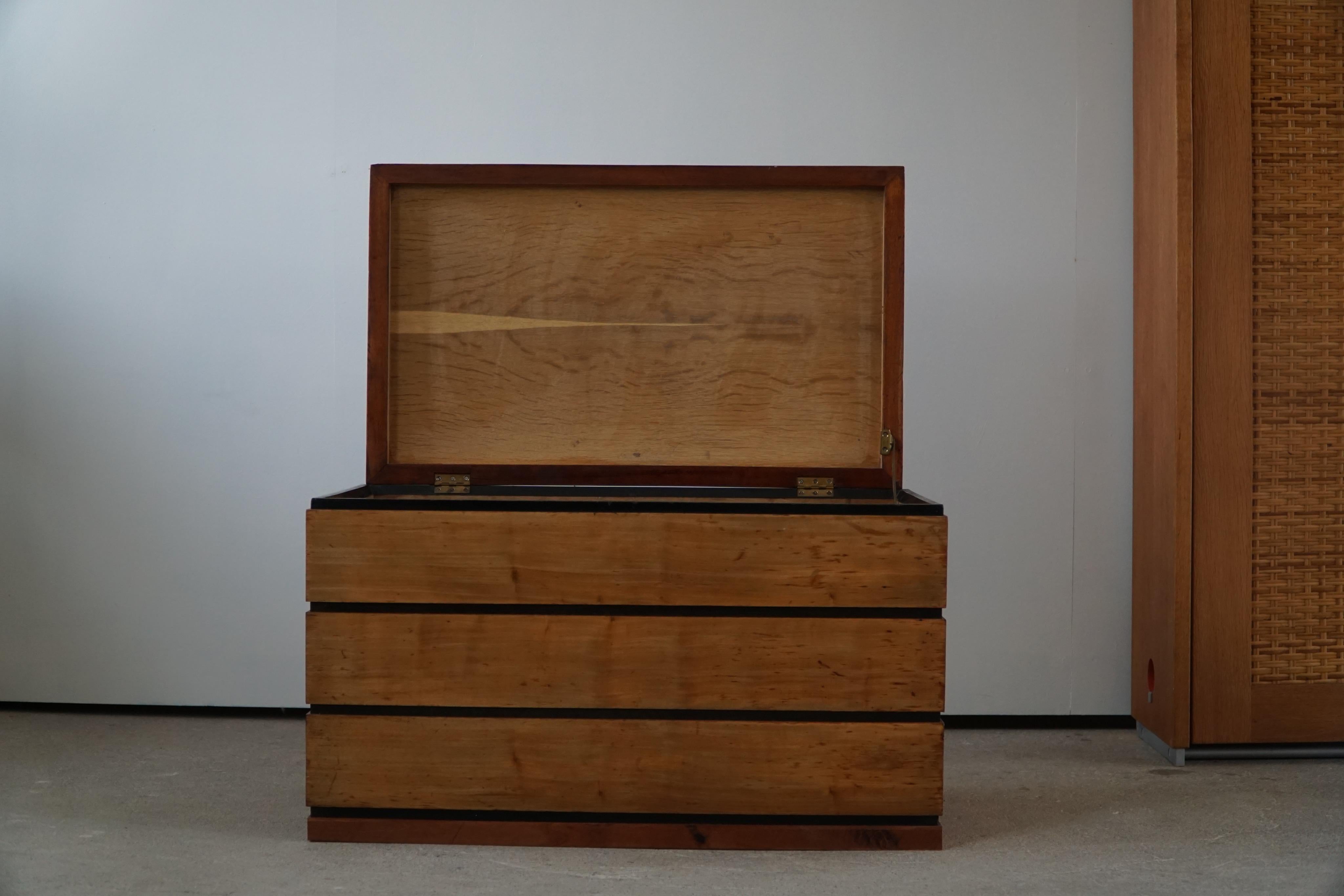 Art Deco Side Table / Chest, Danish Cabinetmaker, Made in the 1940s 2