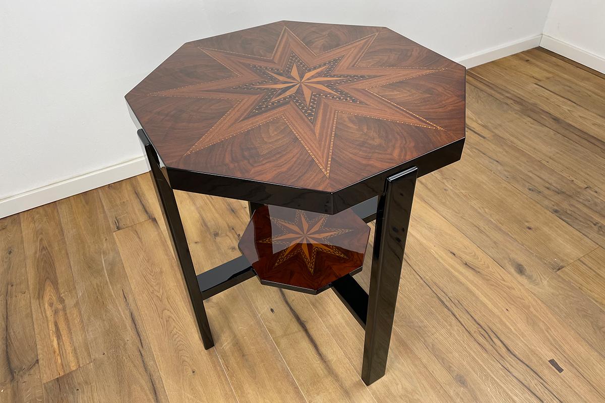 Art Deco Side Table from Paris around 1925 For Sale 1