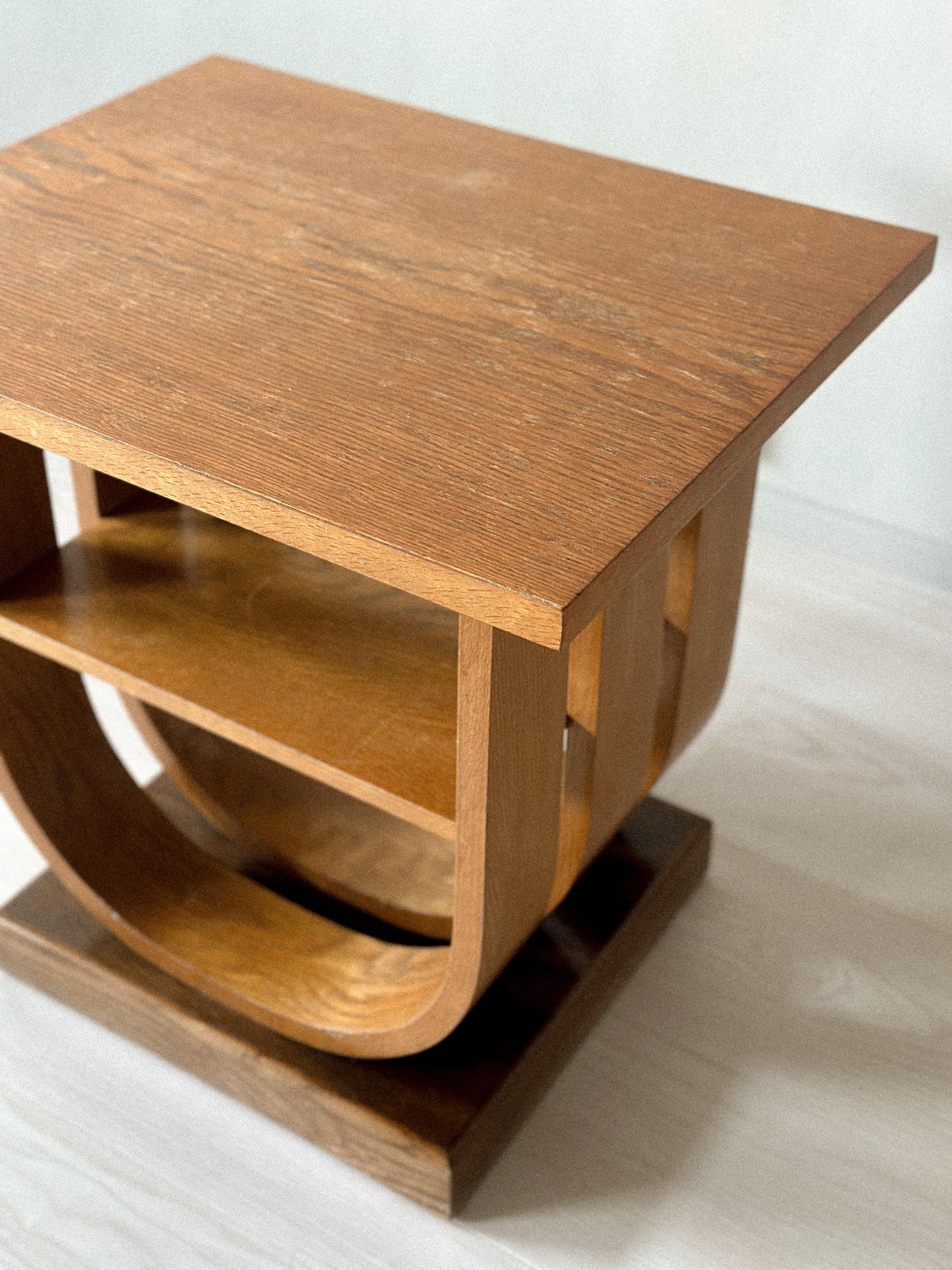 Art déco-Beistelltisch aus Eiche, Norwegen, ca. 1930er Jahre im Angebot 1