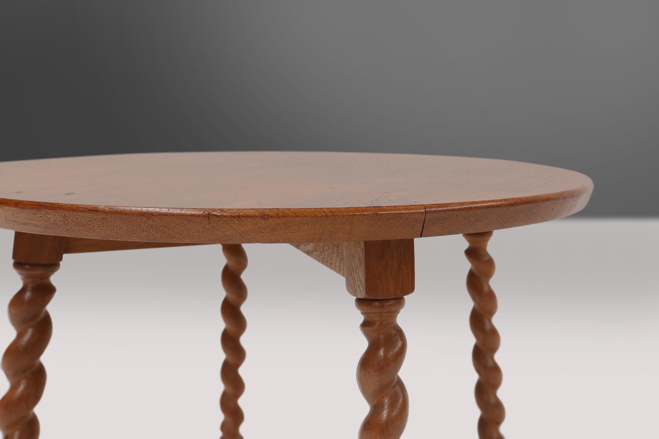 Belgian Art Deco Side Table in Solid Oak Ca.1940 For Sale