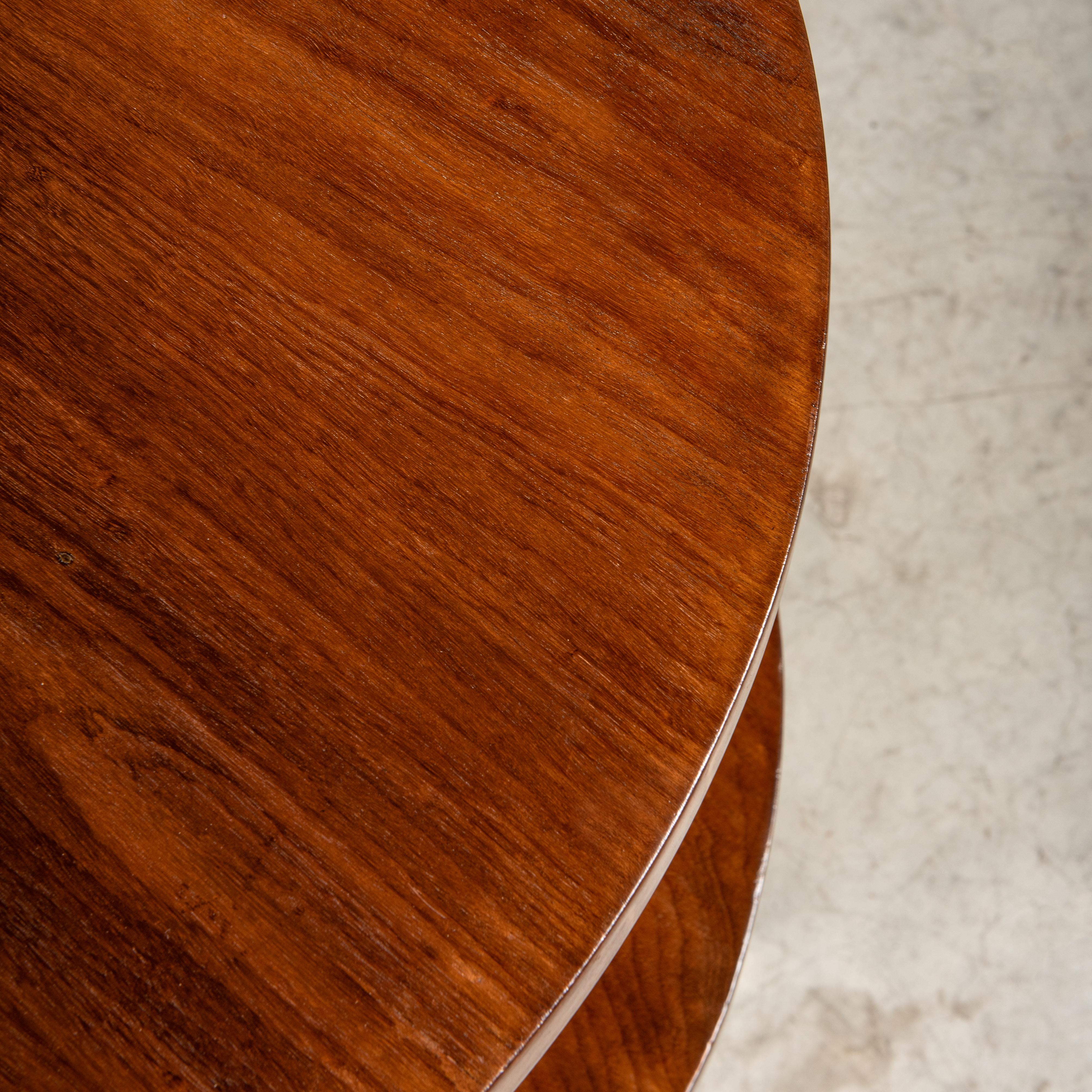 Brésilien Table d'appoint Art déco en métal tubulaire et bois, par John Graz, brésilien moderne en vente