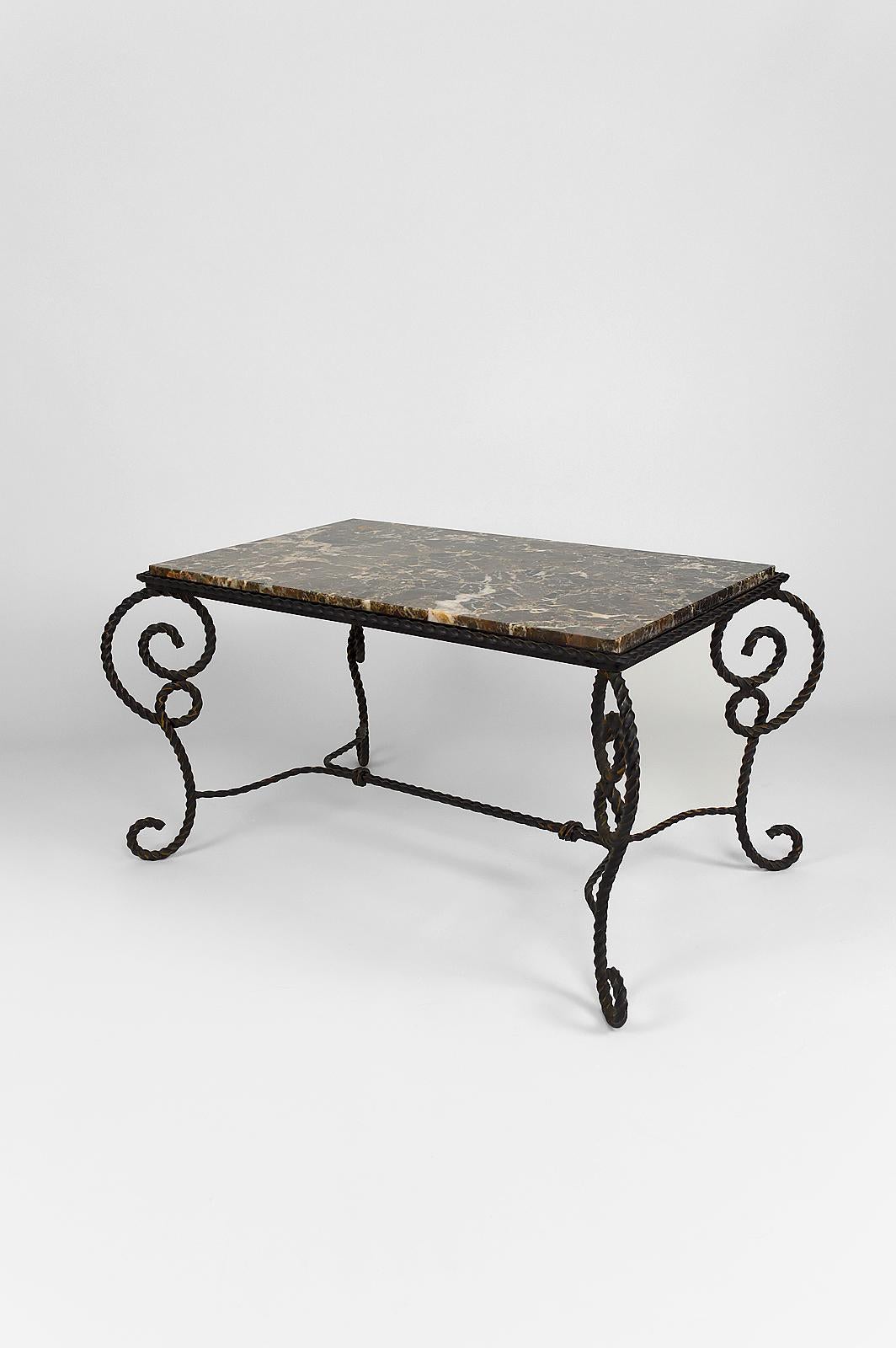 Art Deco Side Table in Wrought Iron and Marble Top, France, circa 1940 For Sale 2