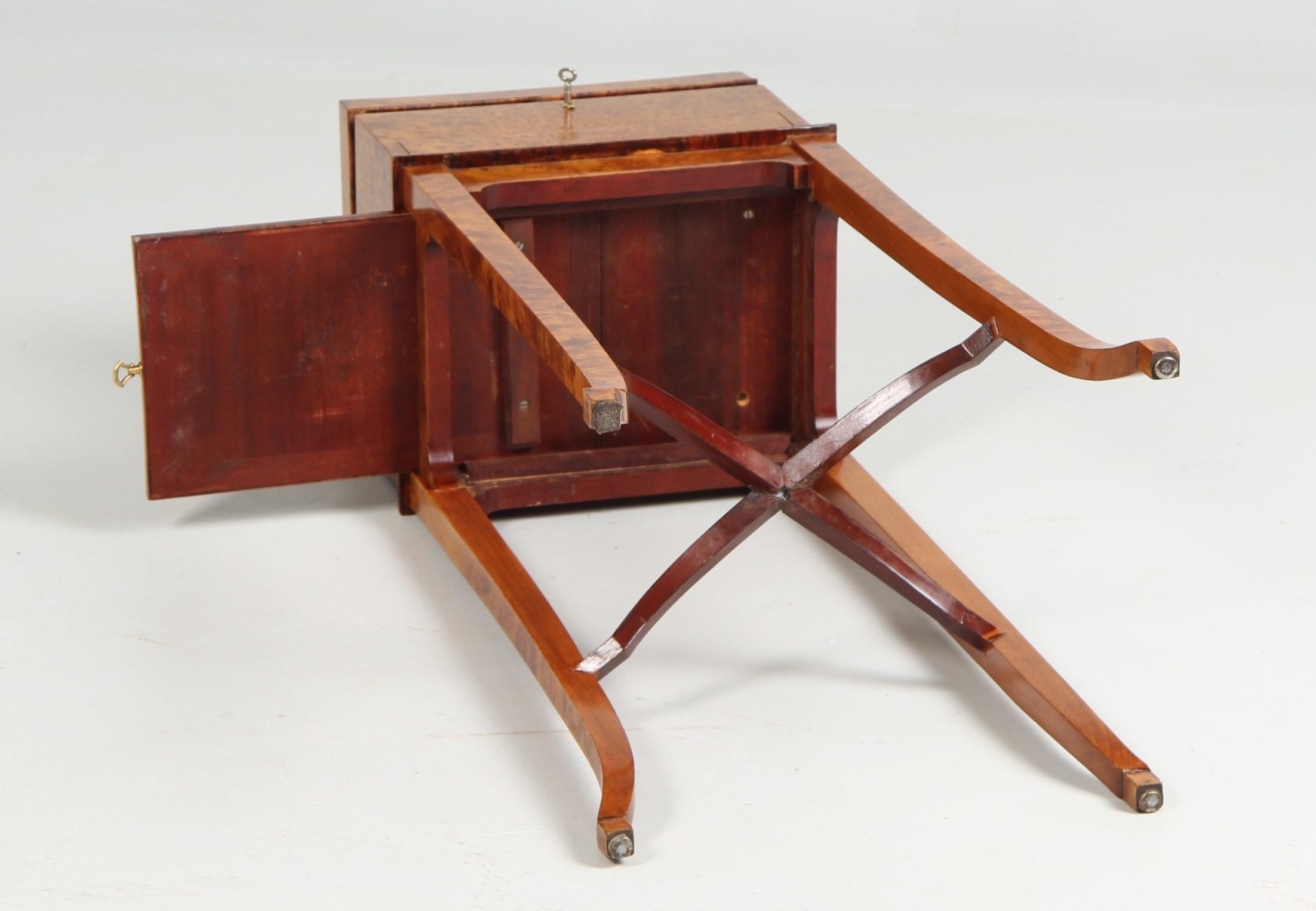Art Deco Side Table or Jewelry Table, London, 1920s, Special Drawer Mechanism 10