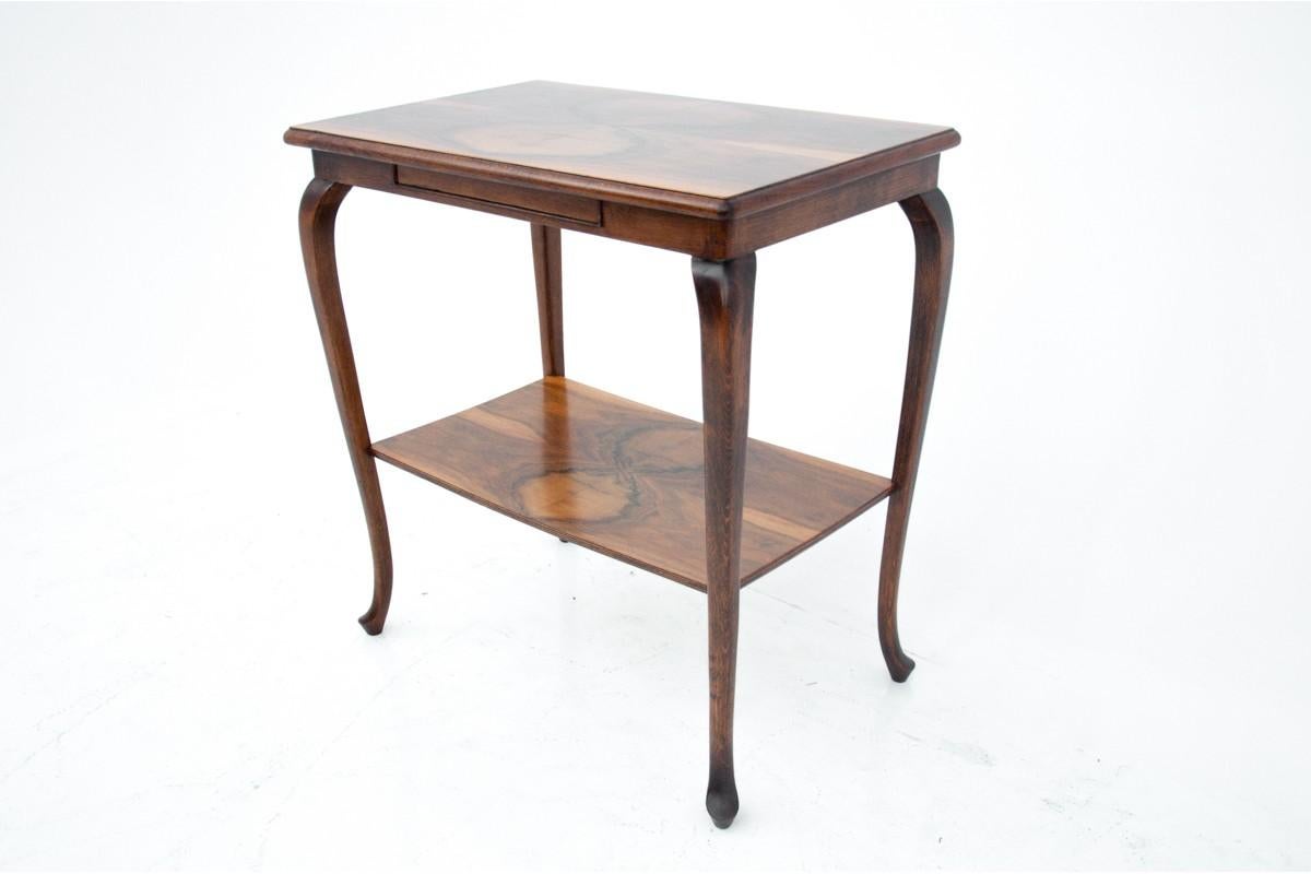 Walnut Art Deco side table, Poland, 1950s For Sale