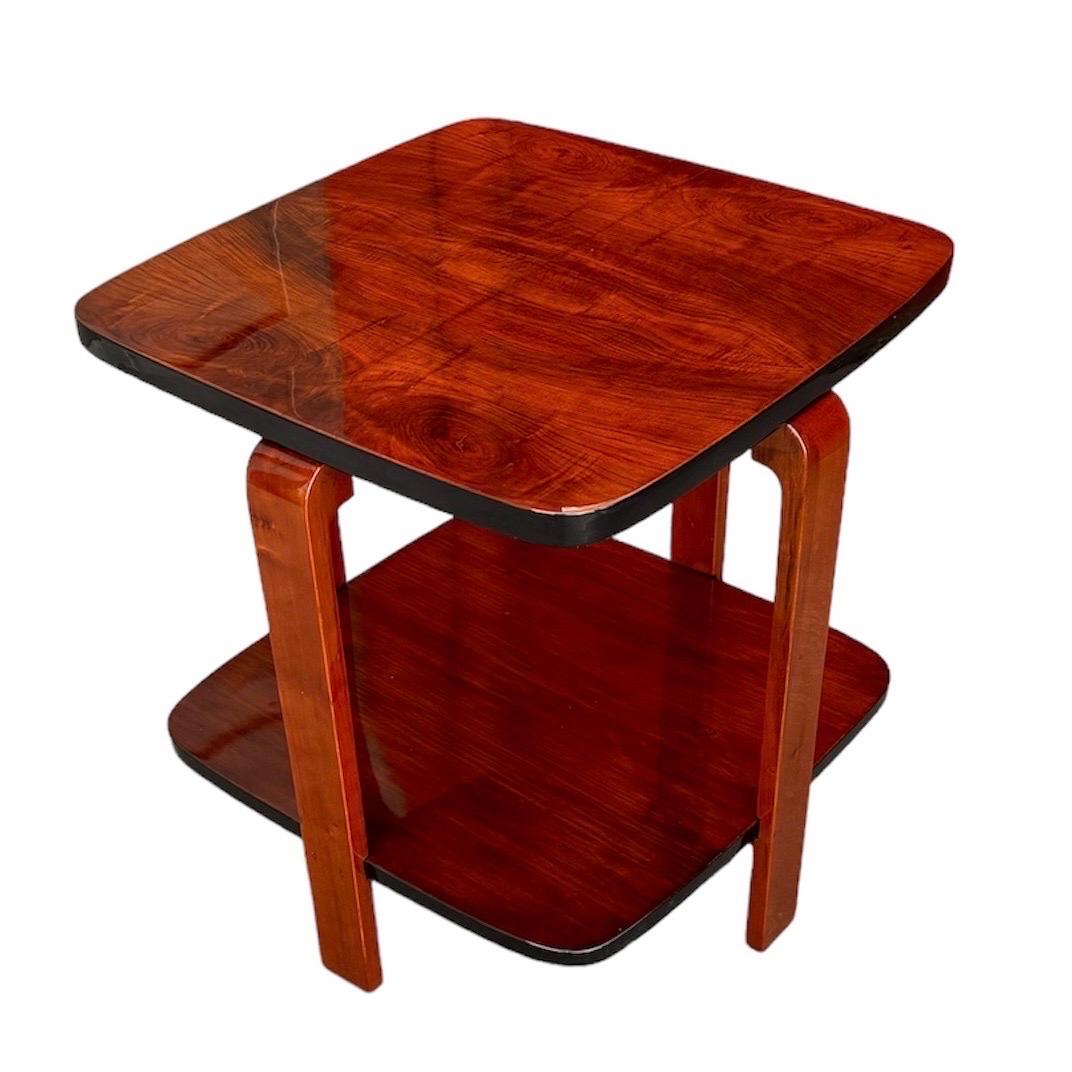 Excellent restored sofa side table in walnut wood with polyurethane lacquer finish