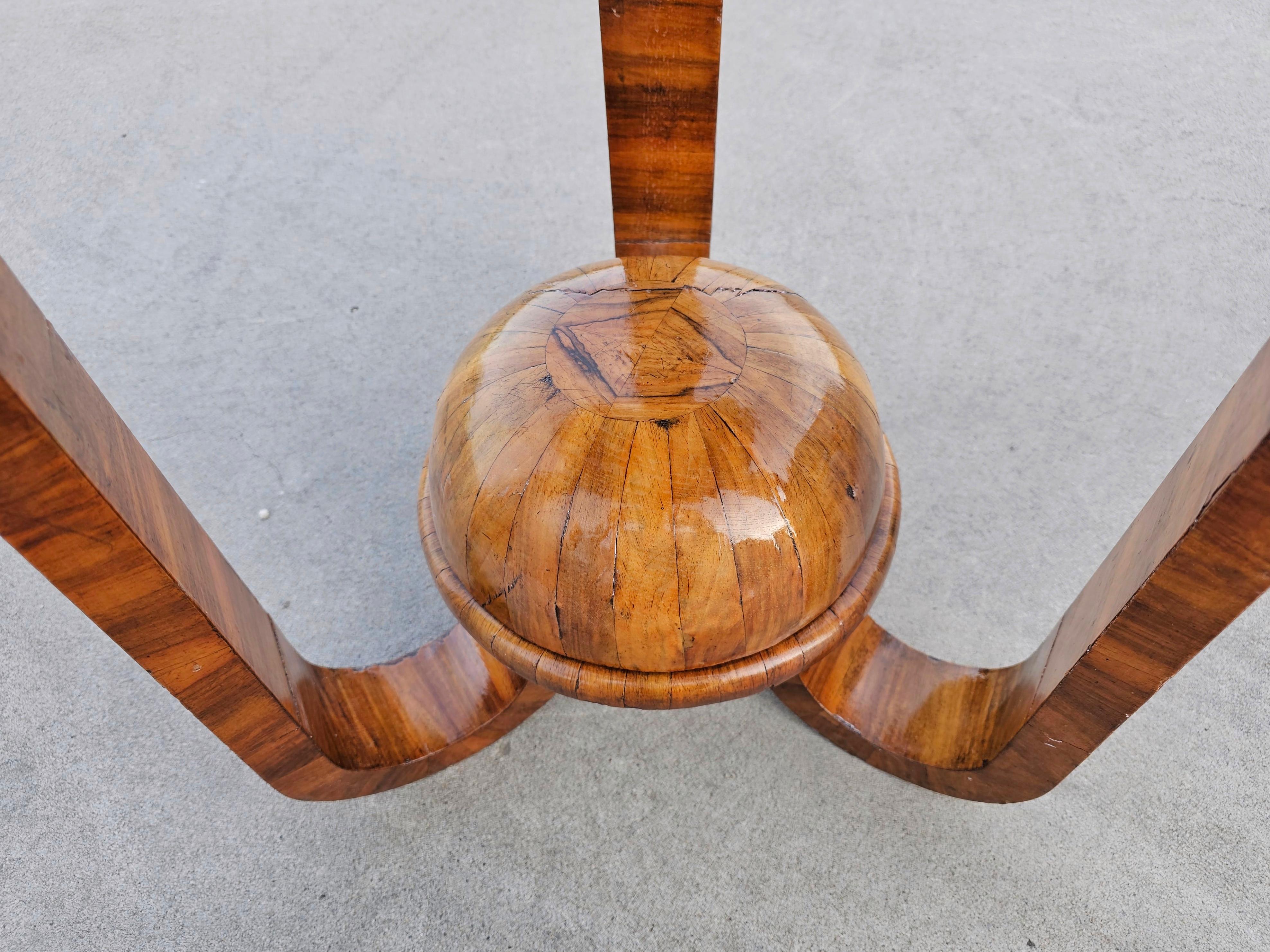 Early 20th Century Art Deco Side Table, Unique Tripod Base and Blonde Walnut Veneer, Austria 1920s