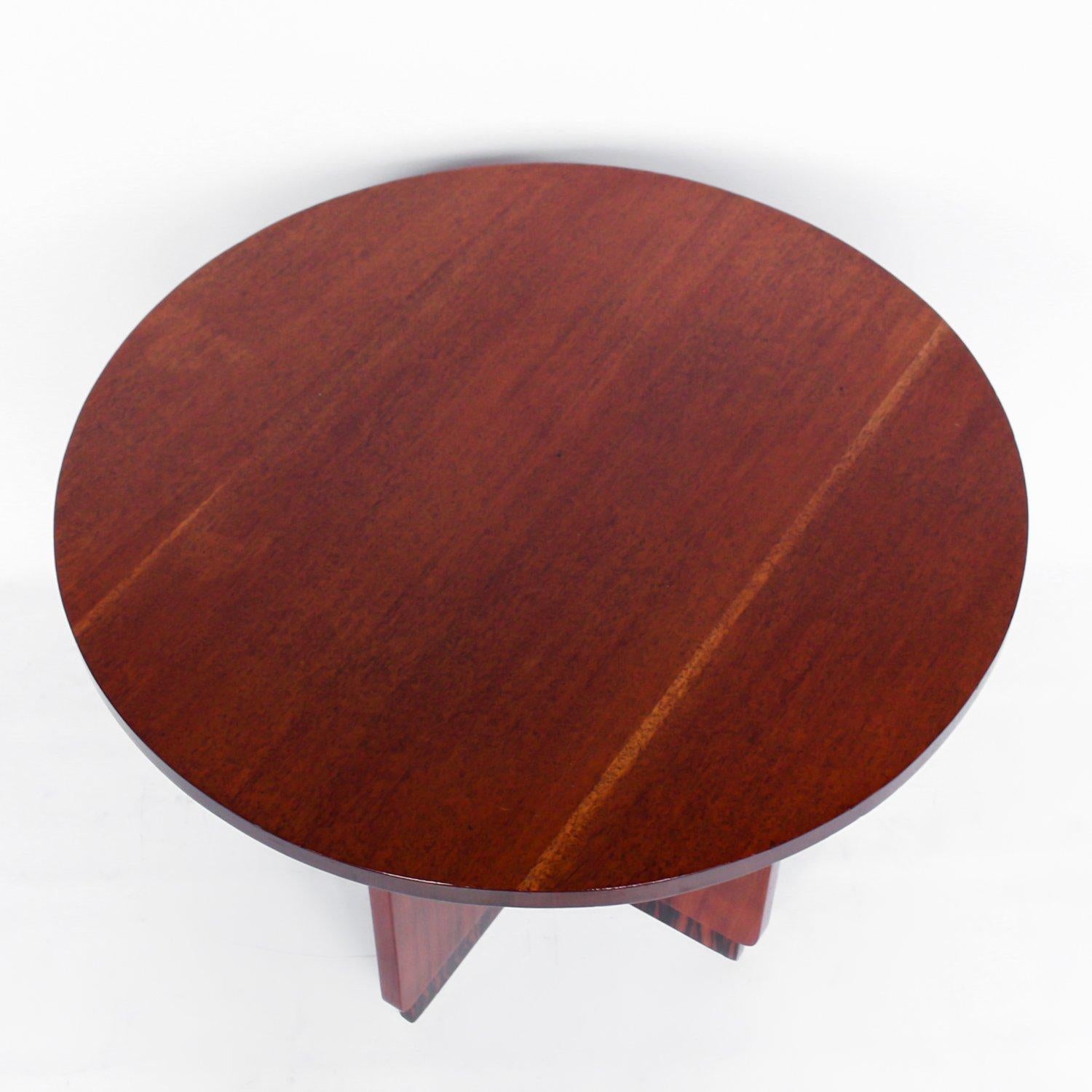 Art Deco Side Table, Walnut and Maccassar Ebony, French, circa 1925 In Good Condition In Forest Row, East Sussex