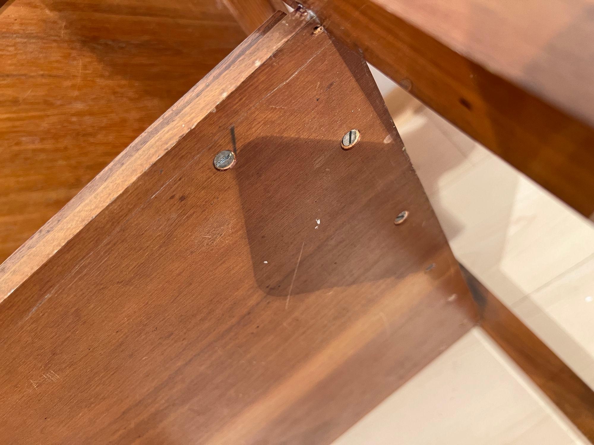 Art Deco Side Table, Walnut, Precious Woods, Lacquer, France circa 1940 10