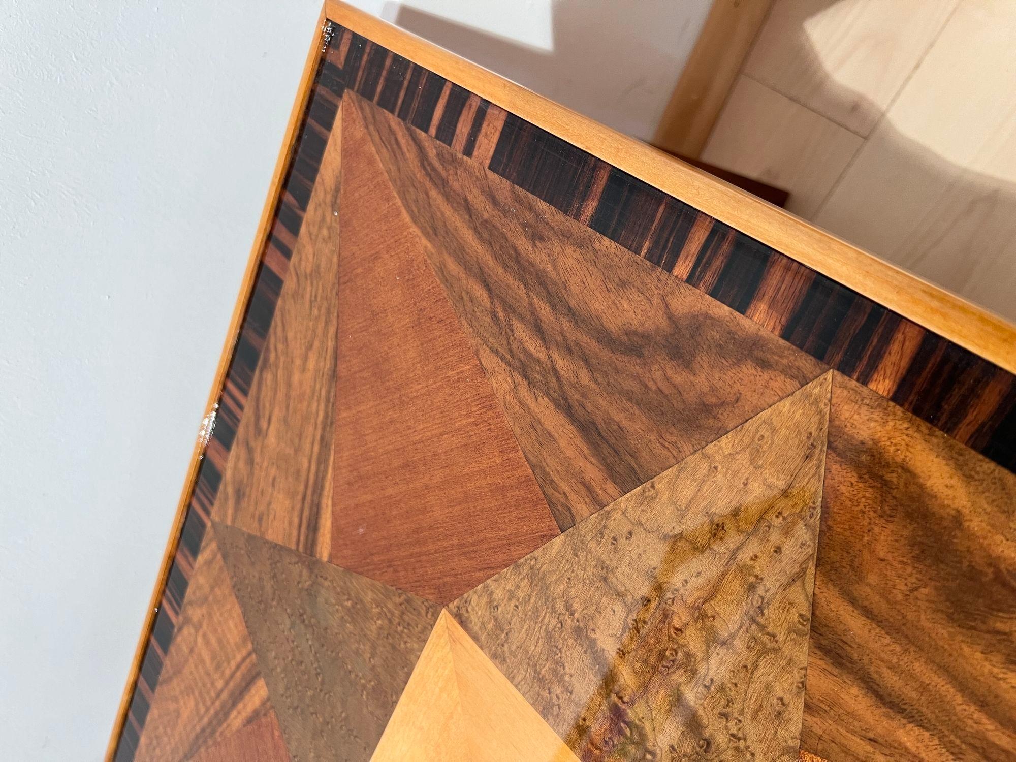 Art Deco Side Table, Walnut, Precious Woods, Lacquer, France circa 1940 2